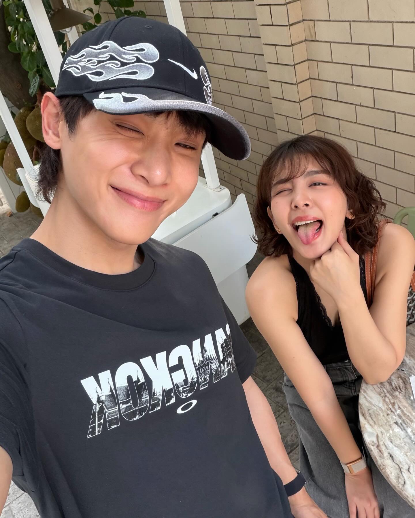 จูเนียร์ - กรวิชญ์ สูงกิจบูลย์