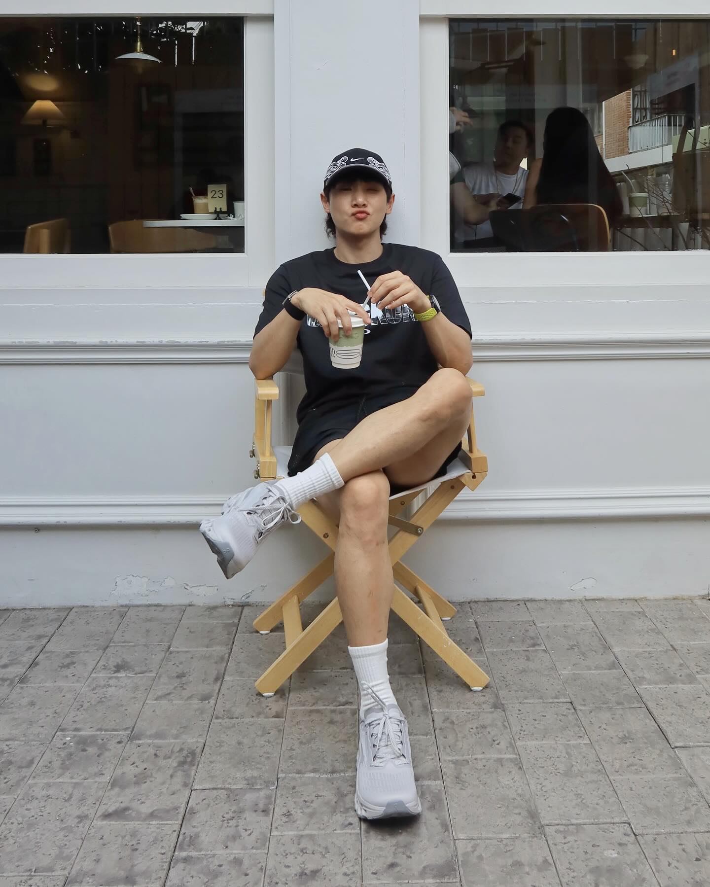 จูเนียร์ - กรวิชญ์ สูงกิจบูลย์