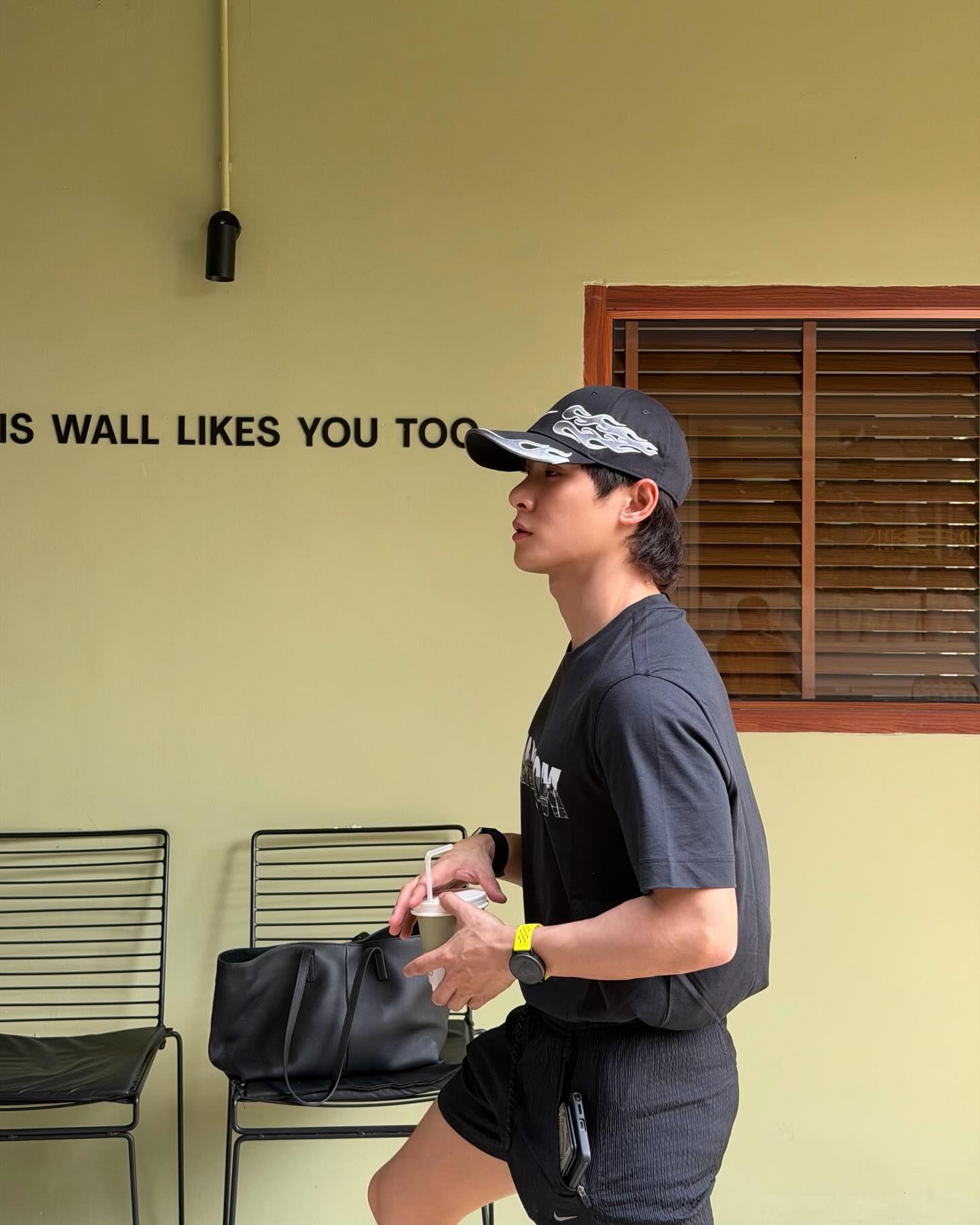 จูเนียร์ - กรวิชญ์ สูงกิจบูลย์