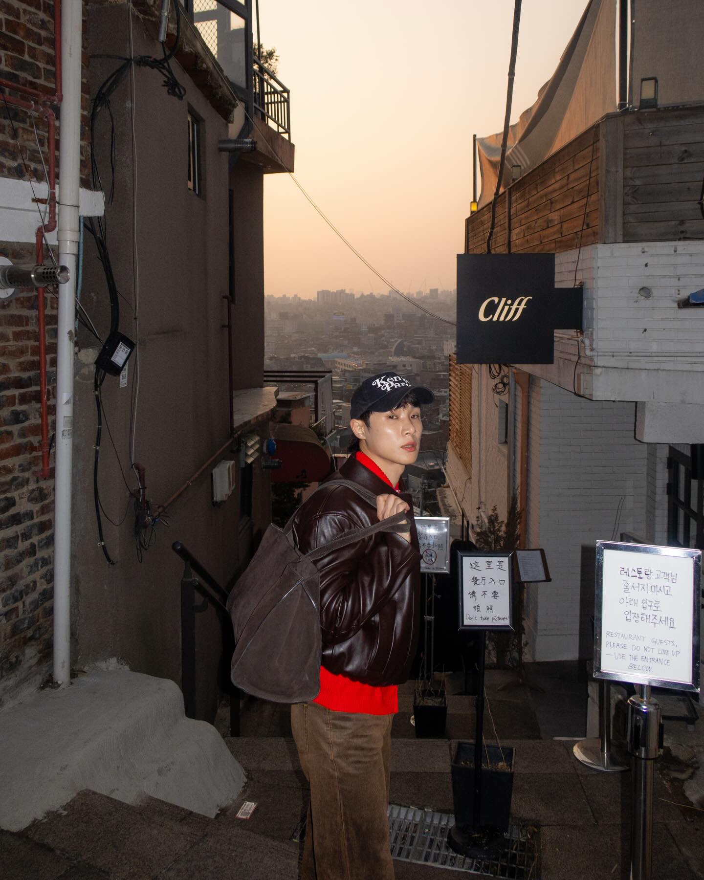 จูเนียร์ - กรวิชญ์ สูงกิจบูลย์