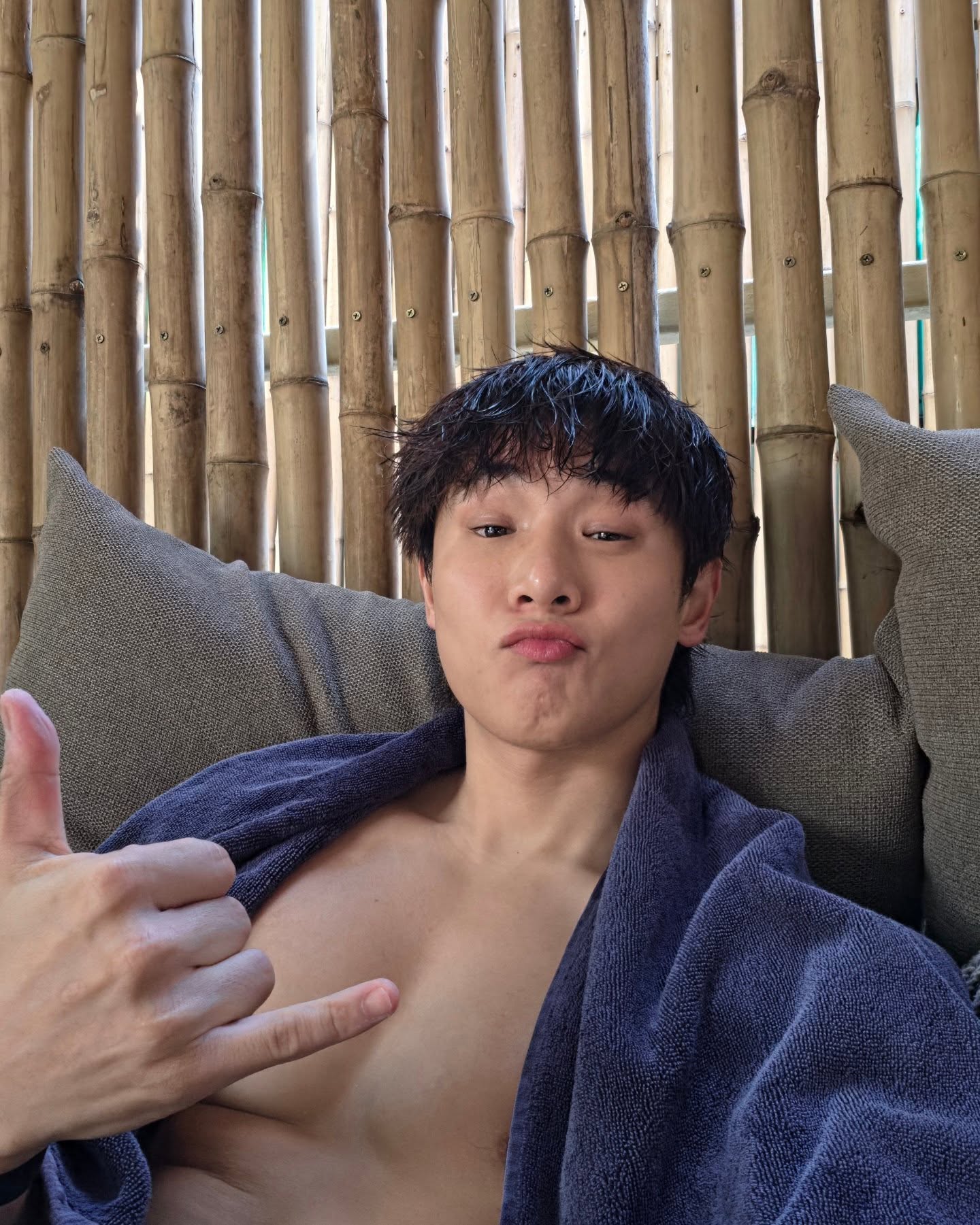 จูเนียร์ - กรวิชญ์ สูงกิจบูลย์