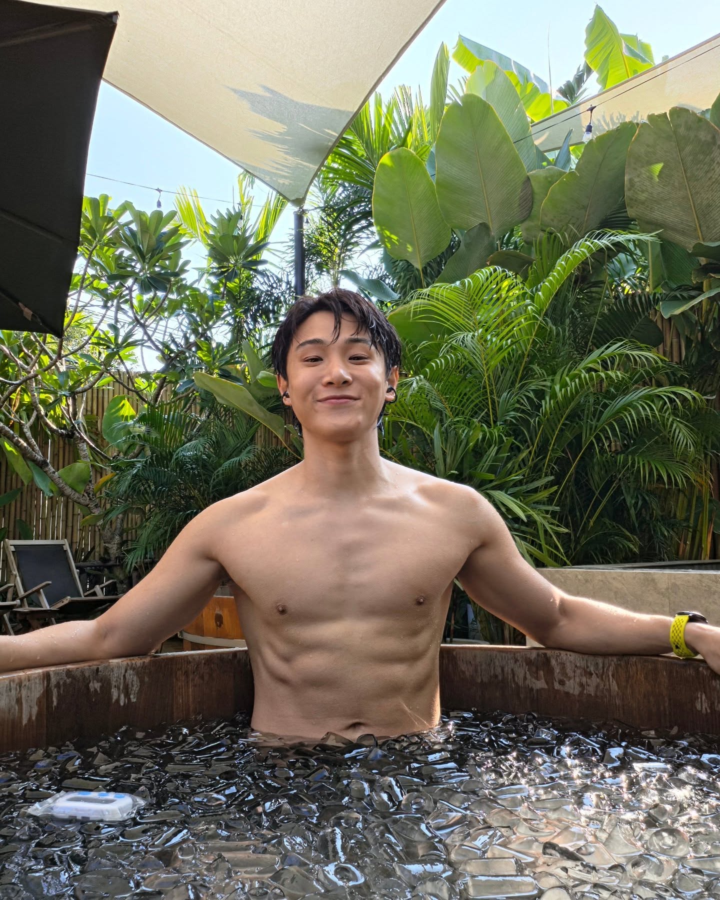 จูเนียร์ - กรวิชญ์ สูงกิจบูลย์