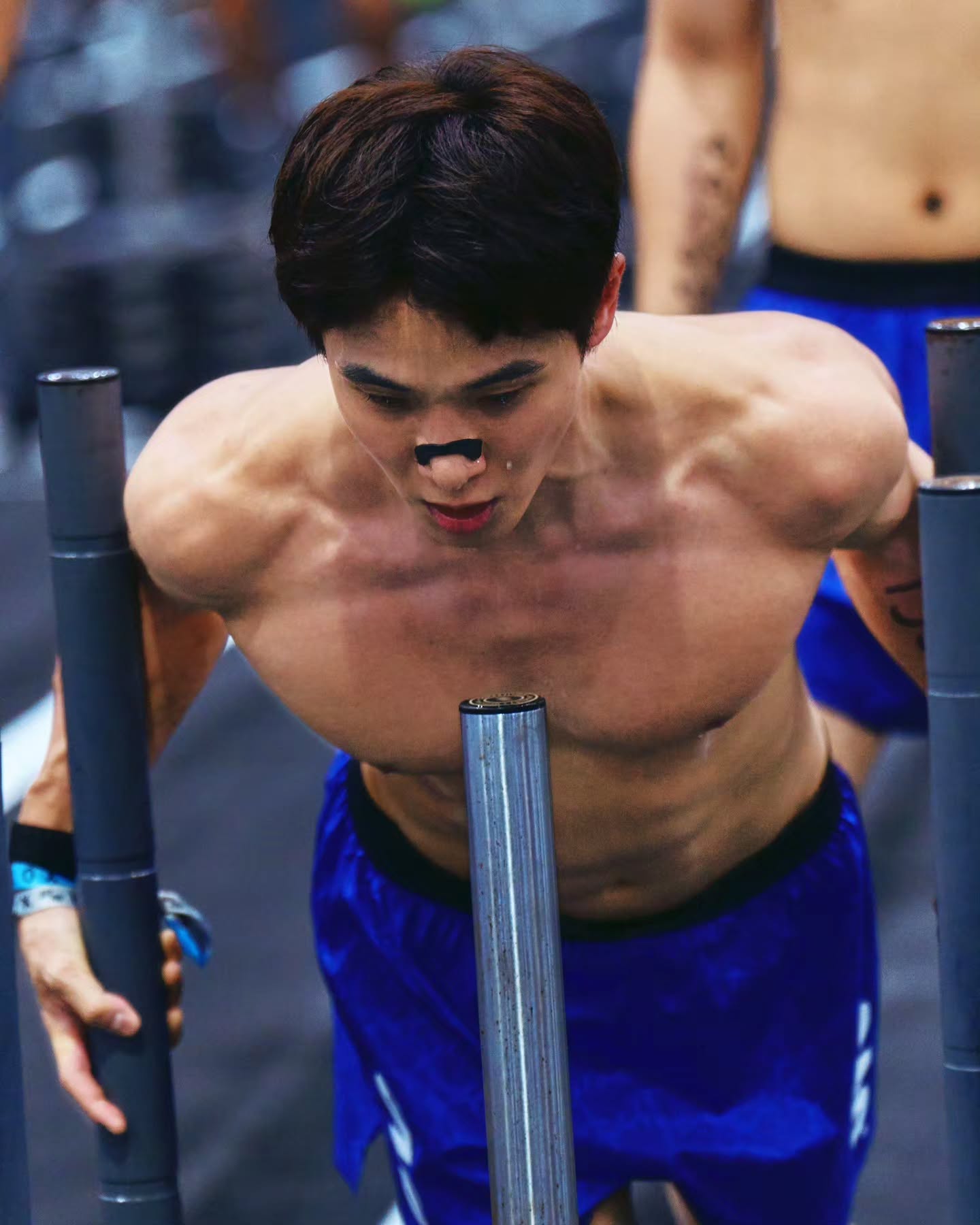 จูเนียร์ - กรวิชญ์ สูงกิจบูลย์