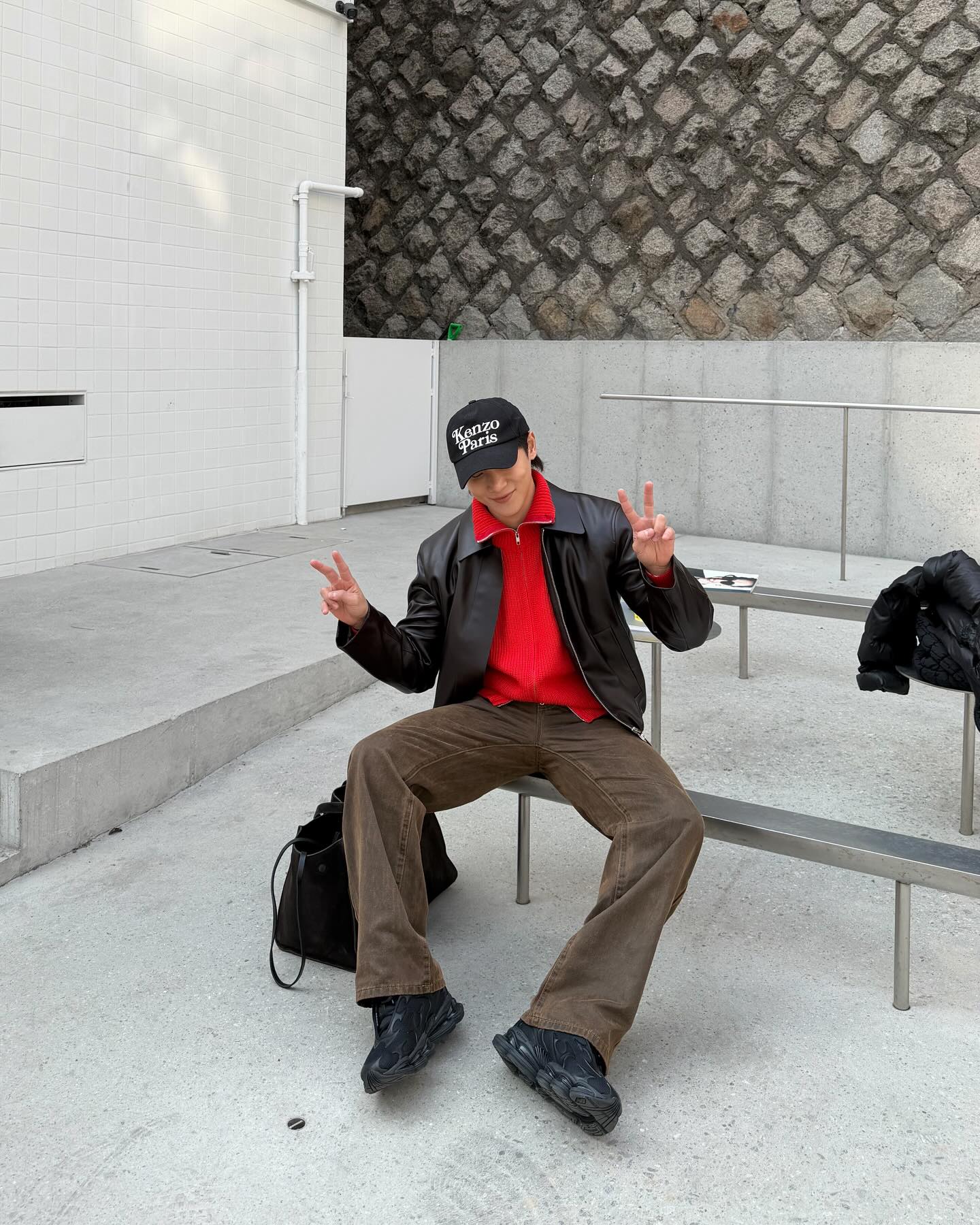 จูเนียร์ - กรวิชญ์ สูงกิจบูลย์