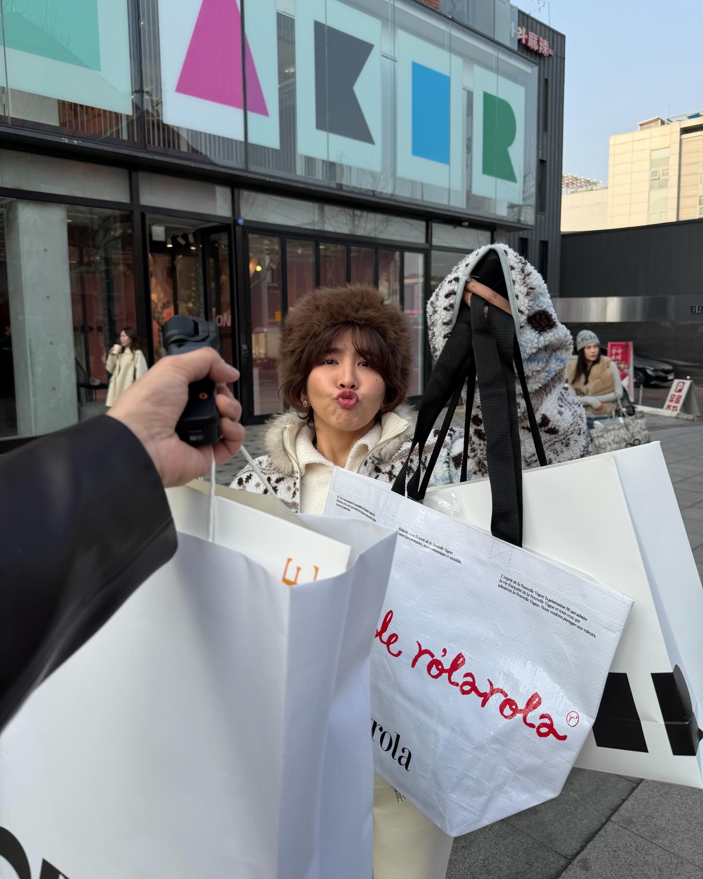 จูเนียร์ - กรวิชญ์ สูงกิจบูลย์