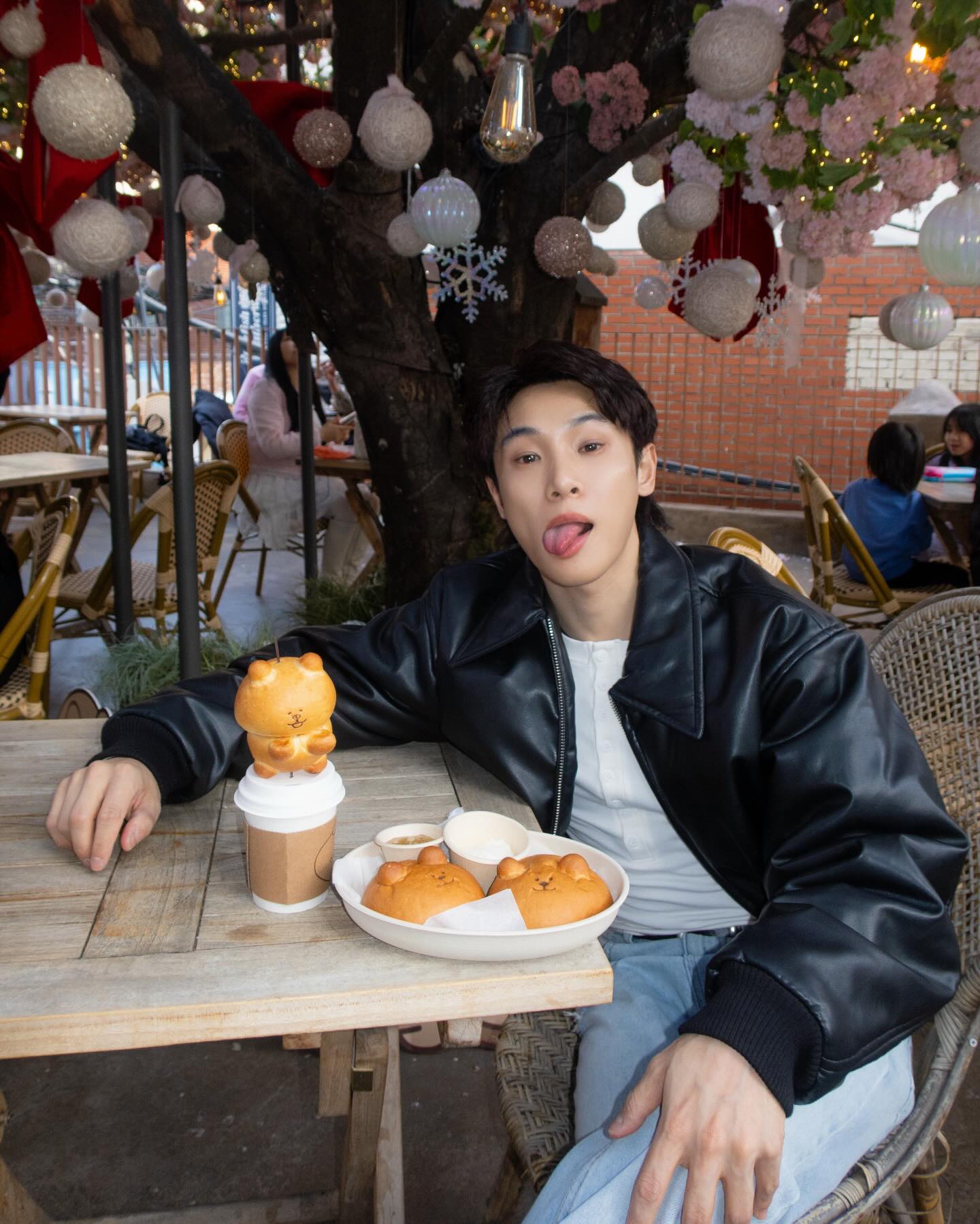 จูเนียร์ - กรวิชญ์ สูงกิจบูลย์