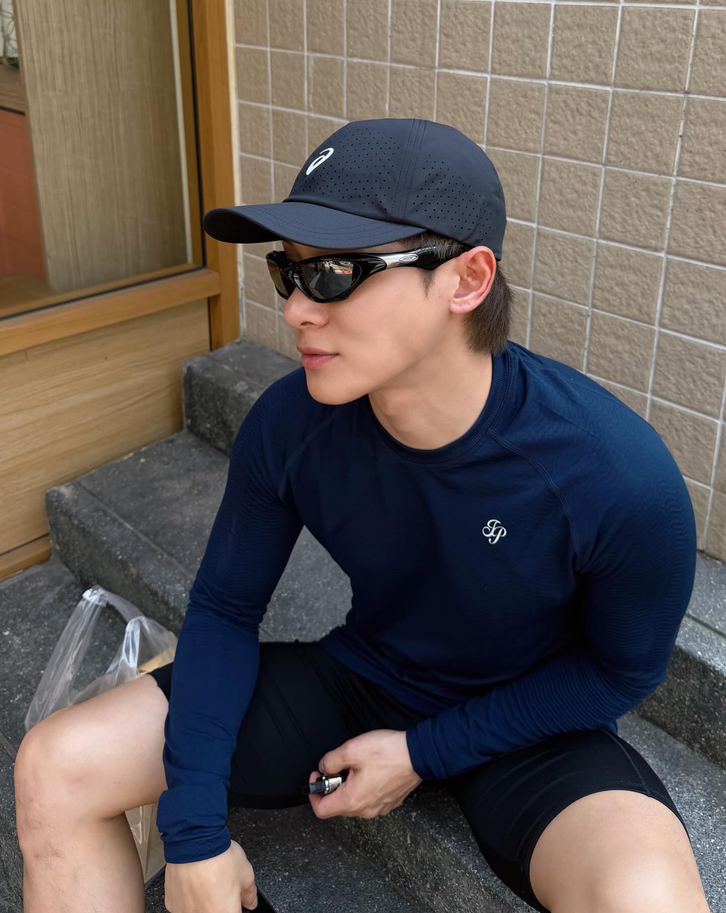 จูเนียร์ - กรวิชญ์ สูงกิจบูลย์