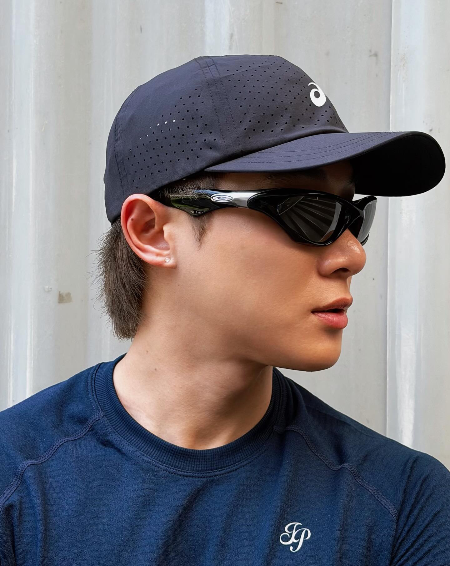 จูเนียร์ - กรวิชญ์ สูงกิจบูลย์