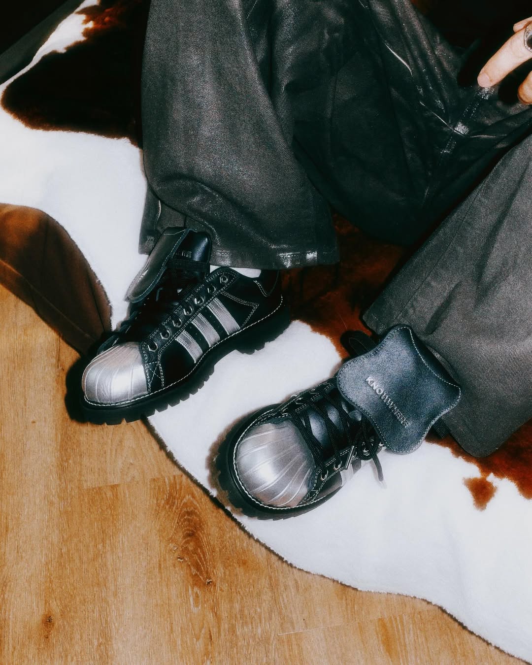 จูเนียร์ - กรวิชญ์ สูงกิจบูลย์