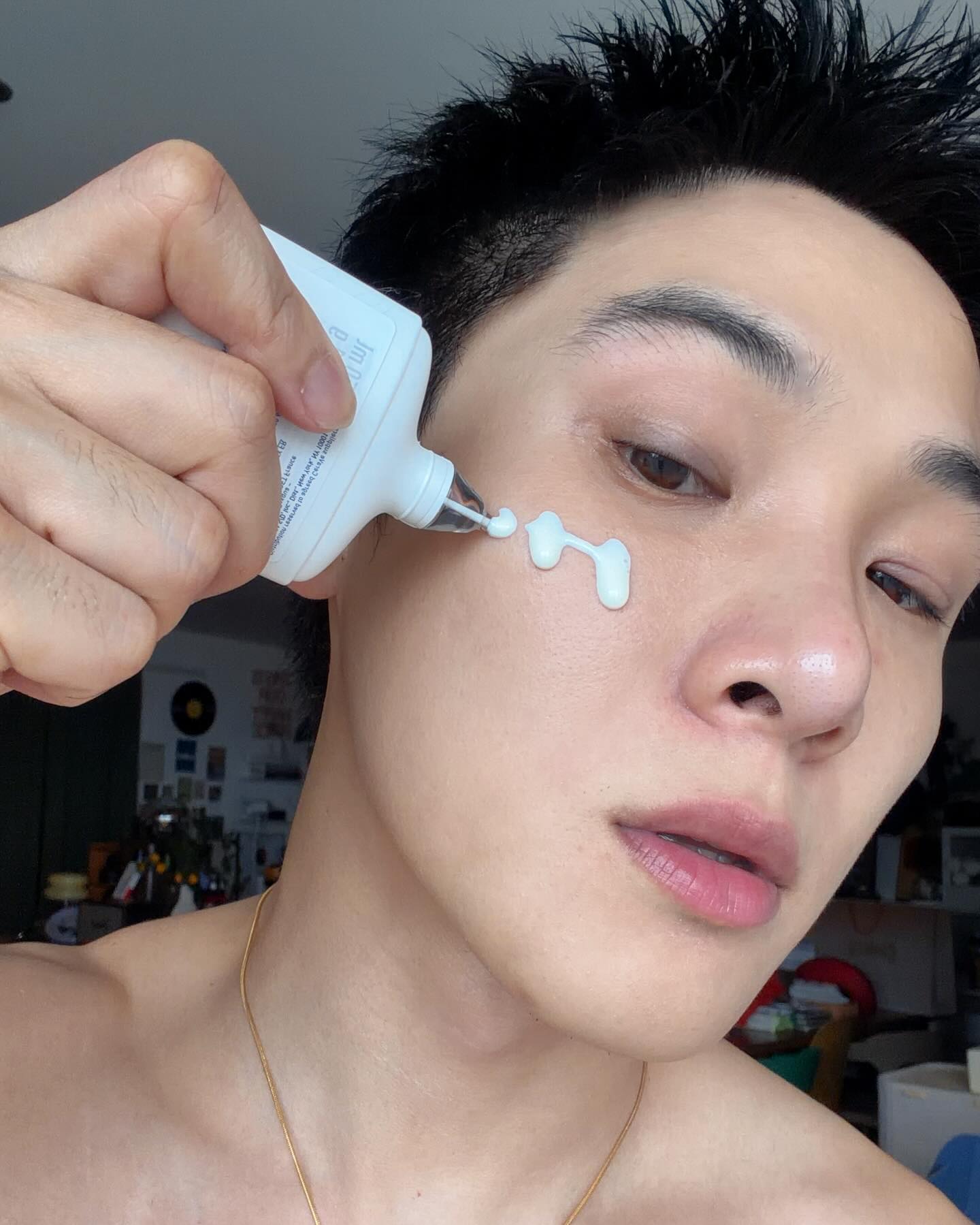 จูเนียร์ - กรวิชญ์ สูงกิจบูลย์