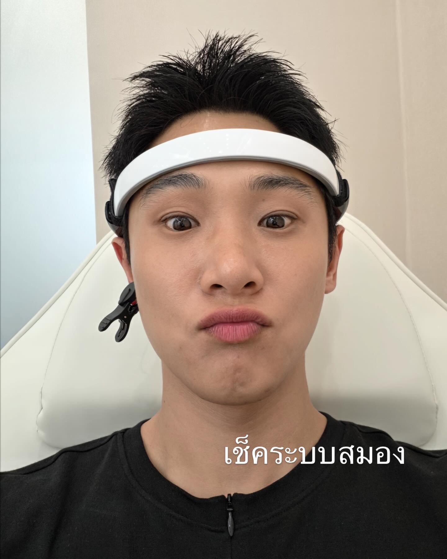จูเนียร์ - กรวิชญ์ สูงกิจบูลย์