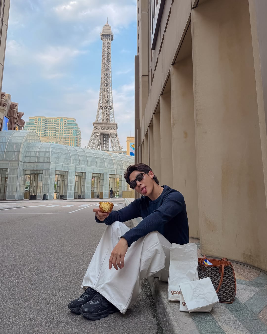 จูเนียร์ - กรวิชญ์ สูงกิจบูลย์