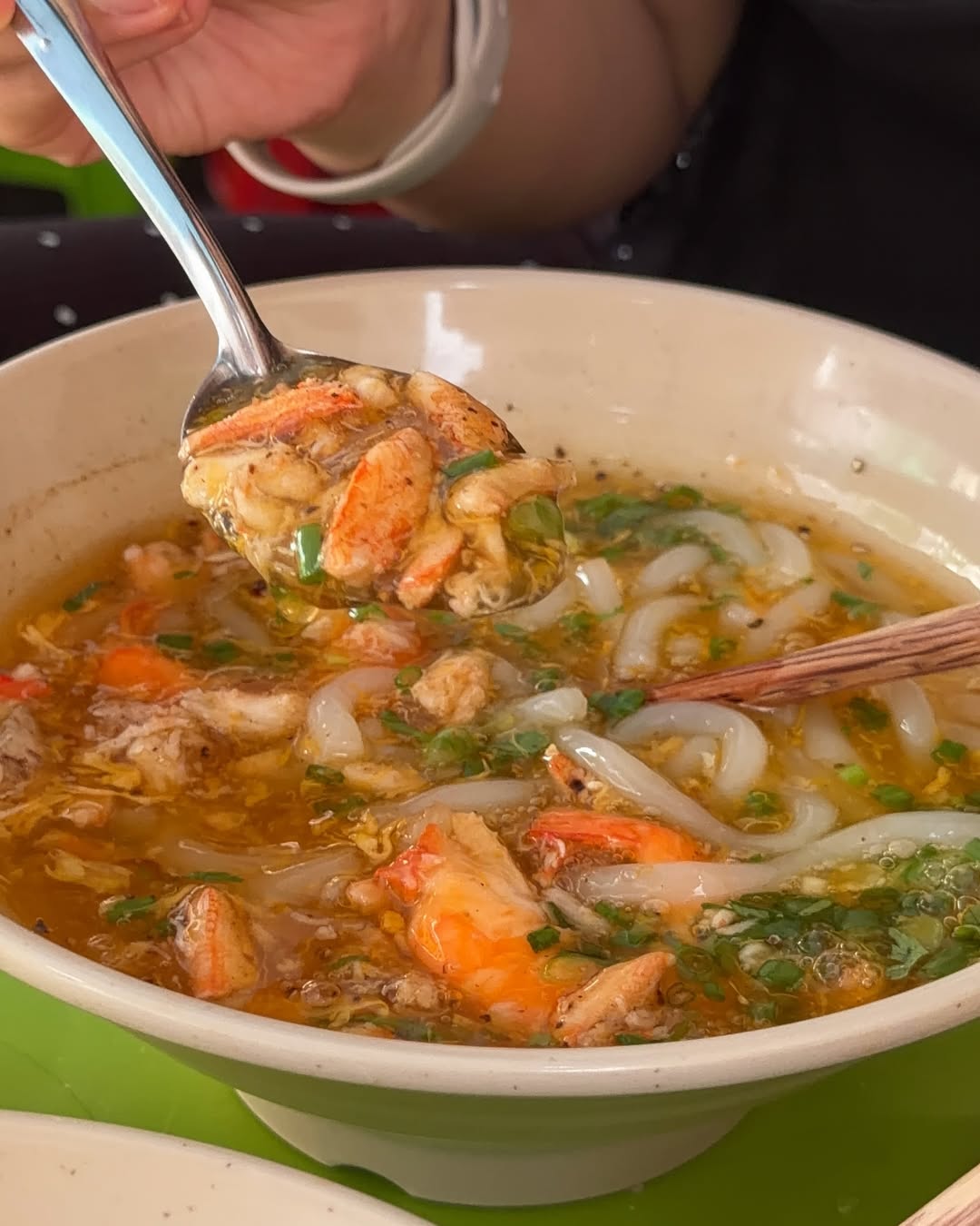จูเนียร์ - กรวิชญ์ สูงกิจบูลย์