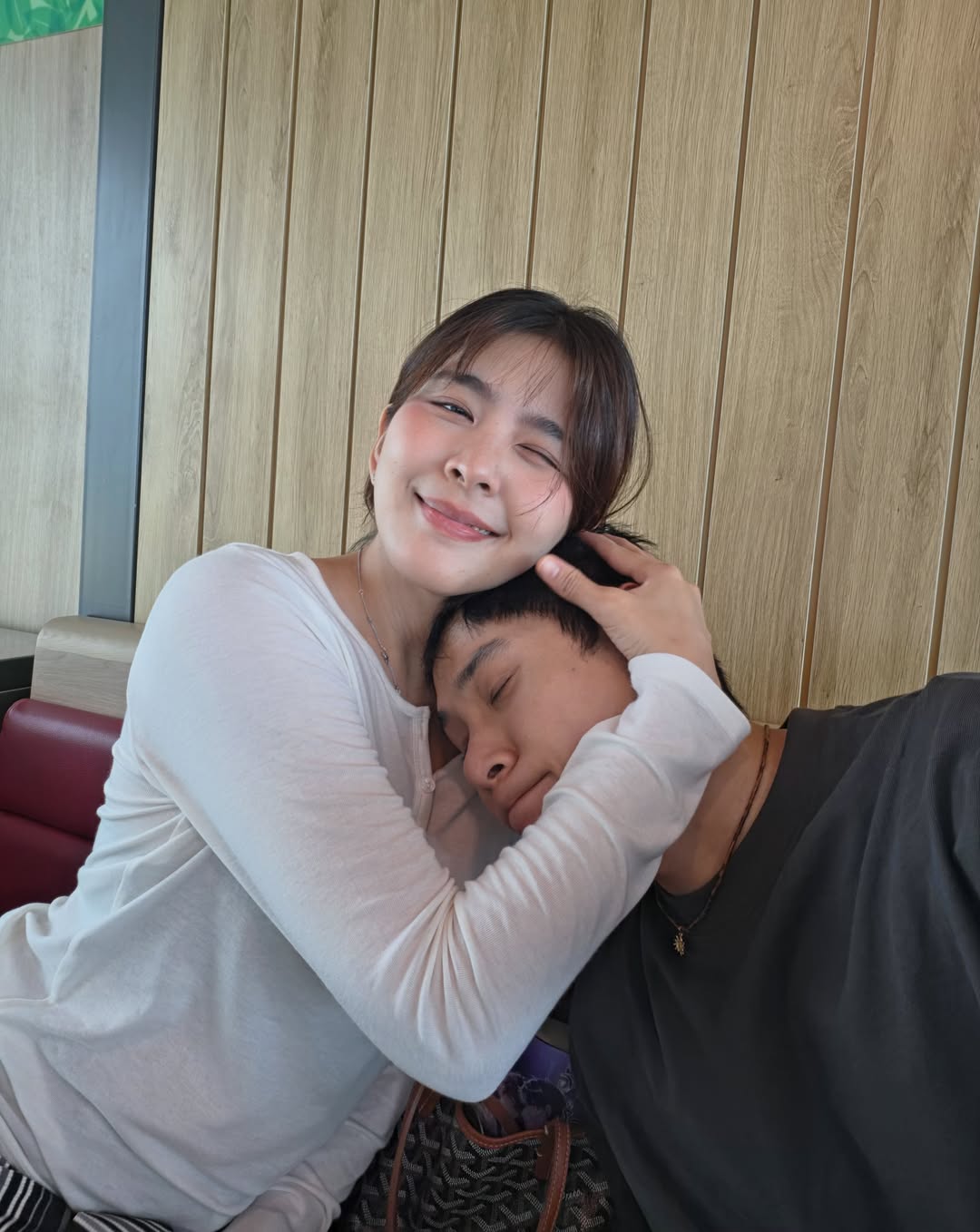 จูเนียร์ - กรวิชญ์ สูงกิจบูลย์