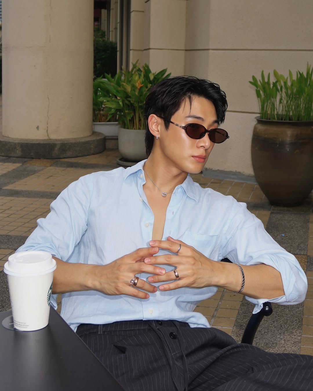 จูเนียร์ - กรวิชญ์ สูงกิจบูลย์