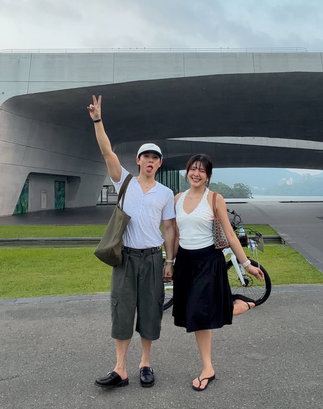 จูเนียร์ - กรวิชญ์ สูงกิจบูลย์