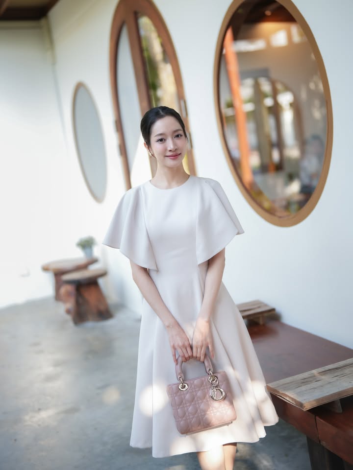 ชิงชิง - คริษฐา สังสะโอภาส