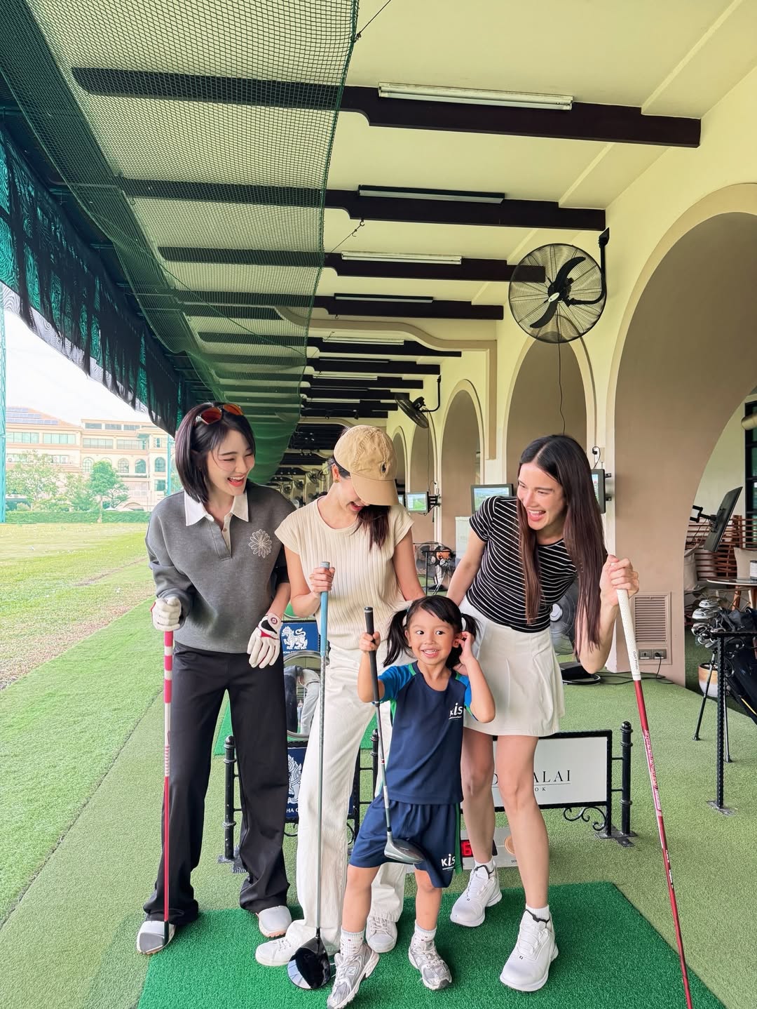 ชิงชิง - คริษฐา สังสะโอภาส