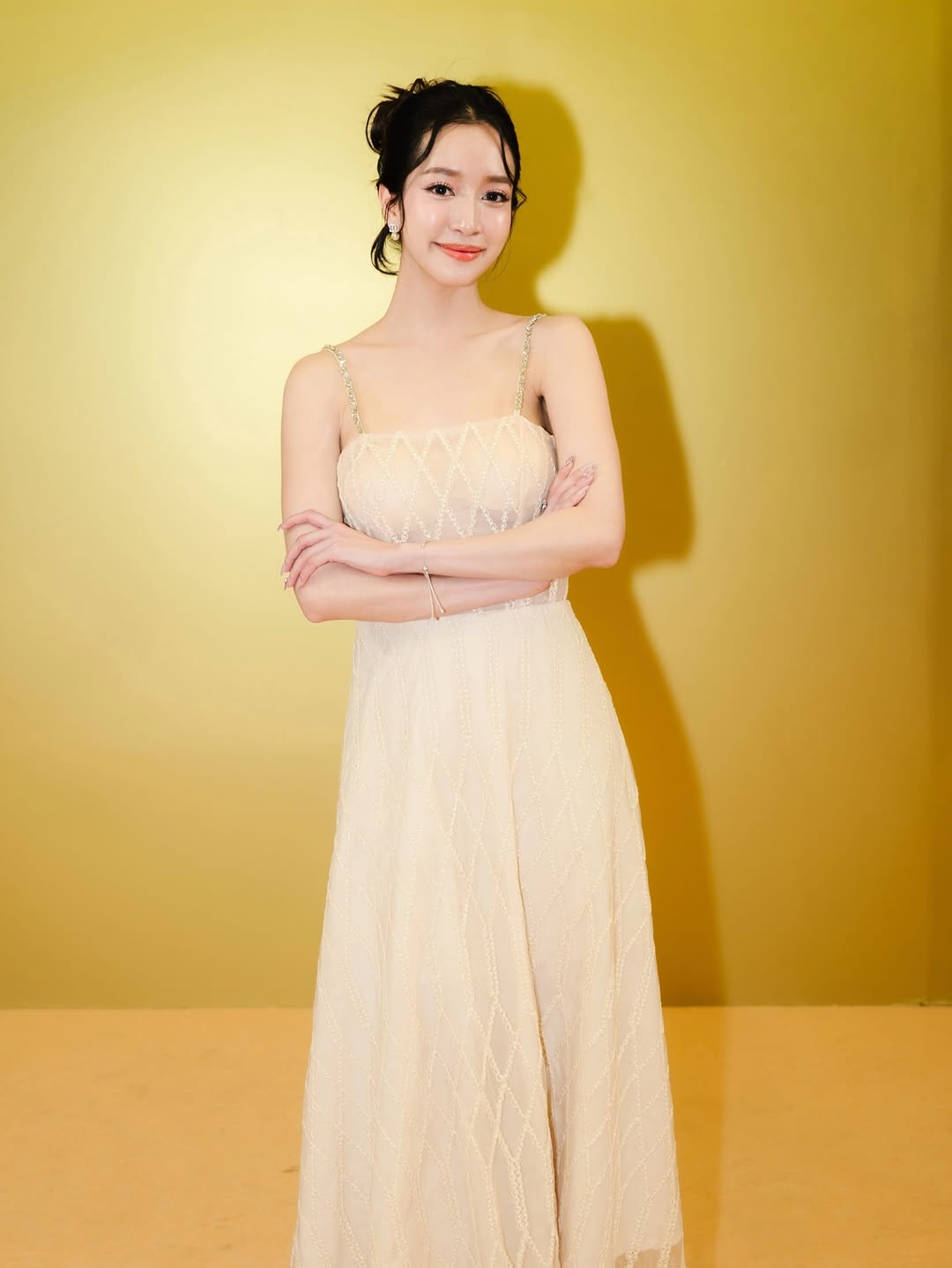 ชิงชิง - คริษฐา สังสะโอภาส