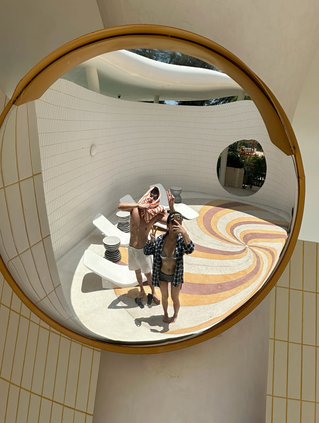 มิ้งค์ - ยูมิโกะ สุชิยะ