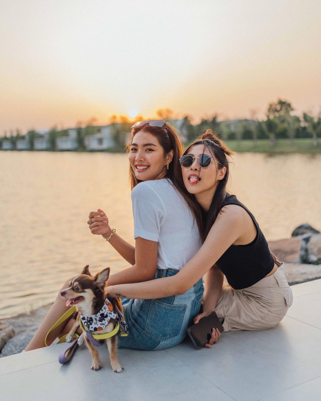 เอม - สาธิดา ปิ่นสินชัย