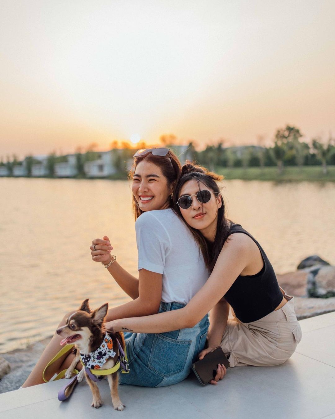 เอม - สาธิดา ปิ่นสินชัย