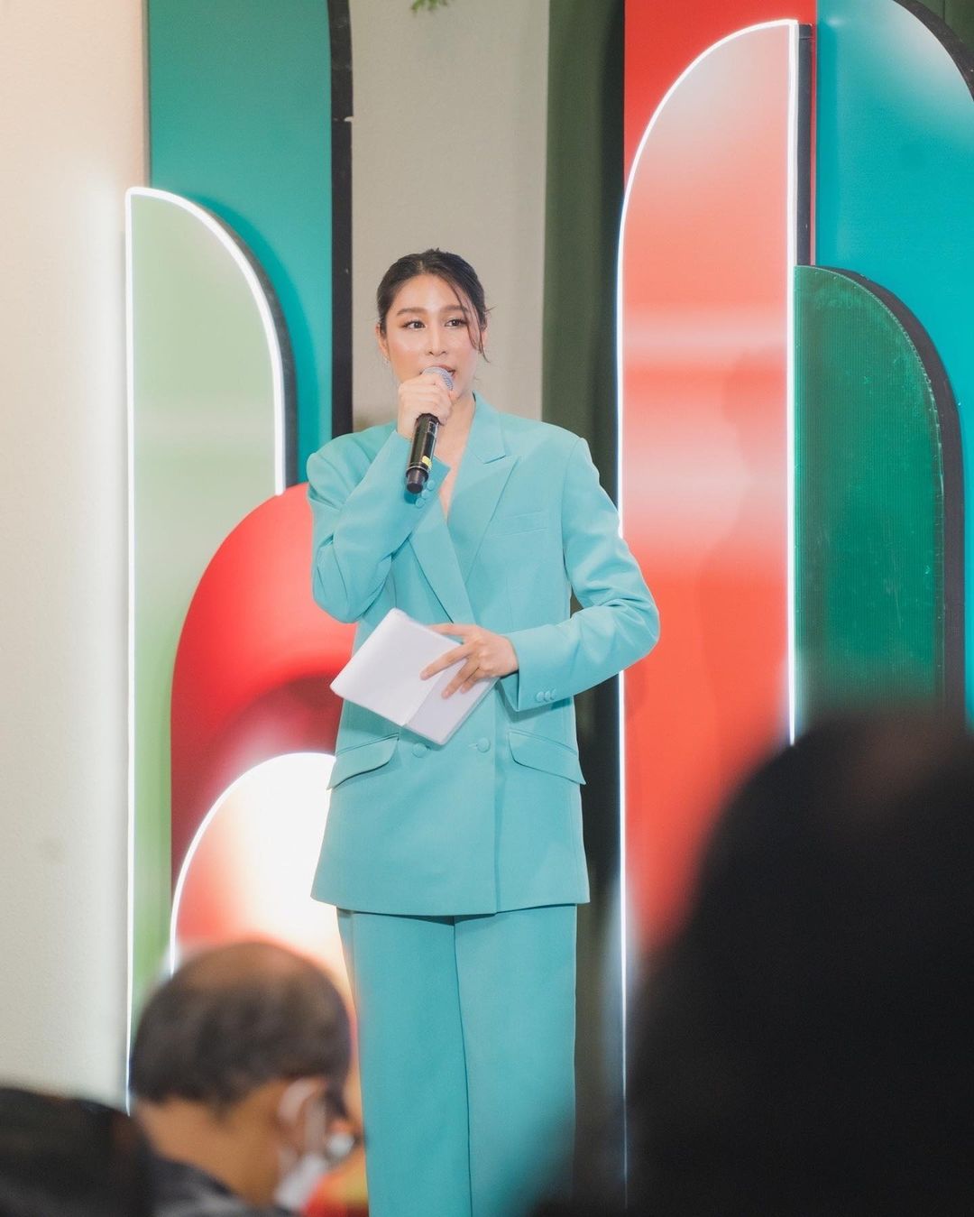 เอม - สาธิดา ปิ่นสินชัย