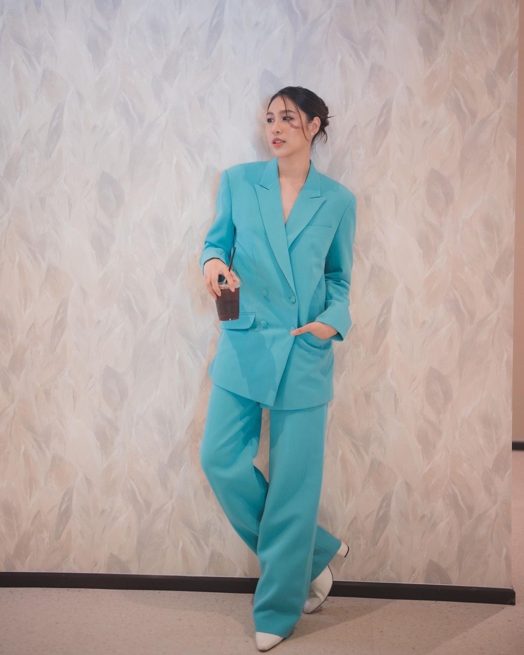 เอม - สาธิดา ปิ่นสินชัย