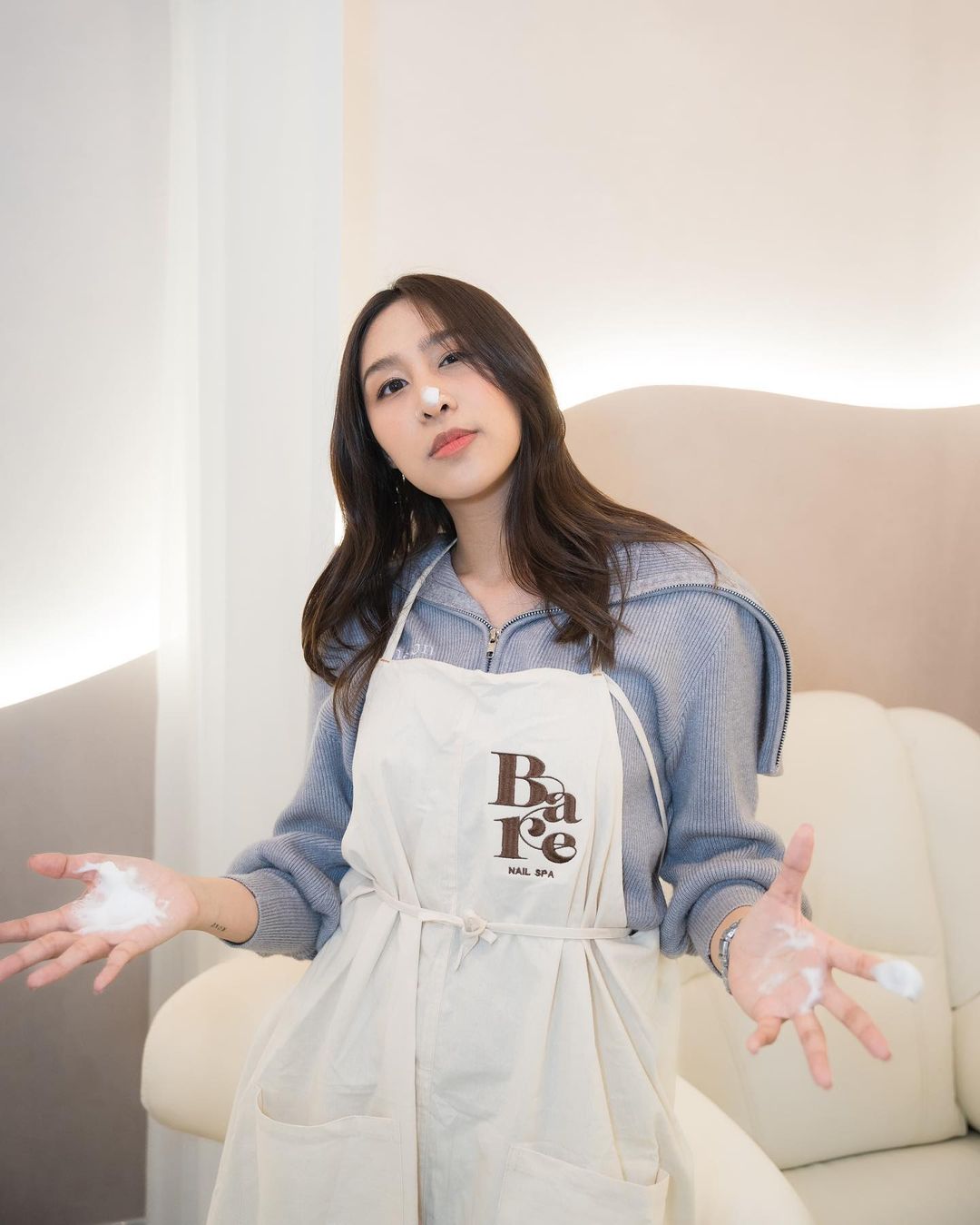 เอม - สาธิดา ปิ่นสินชัย