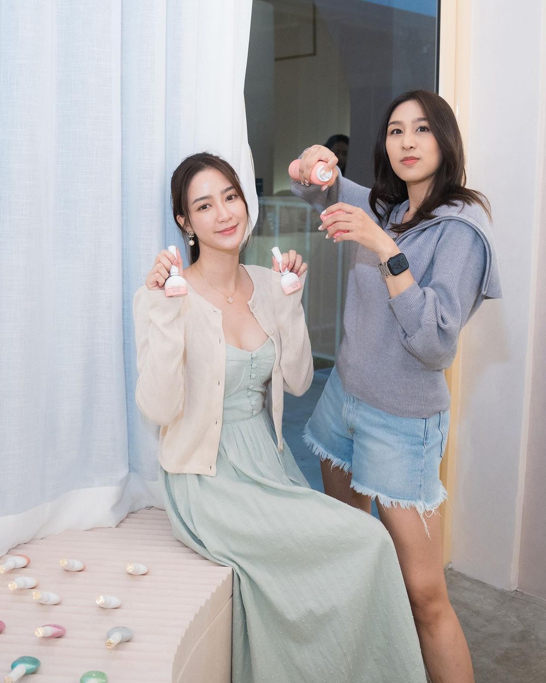 เอม - สาธิดา ปิ่นสินชัย