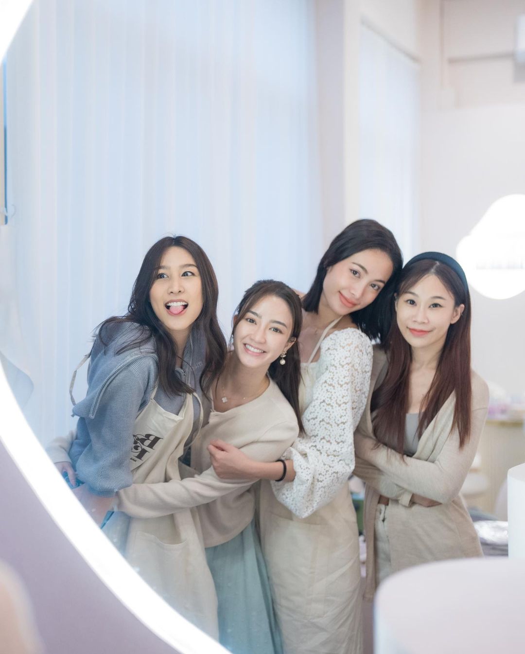 เอม - สาธิดา ปิ่นสินชัย