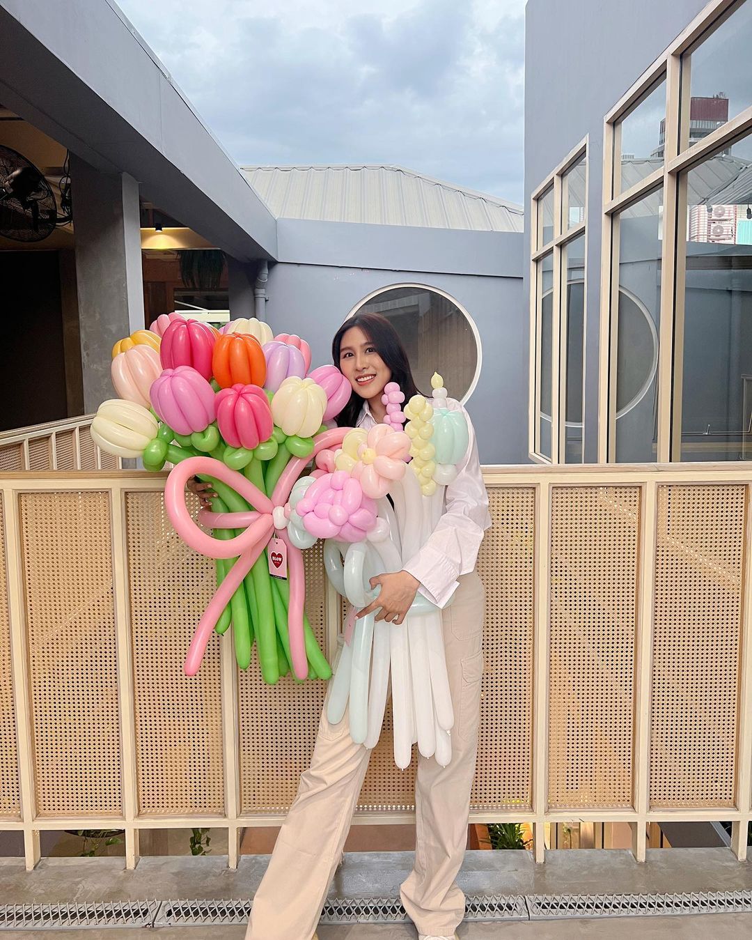 เอม - สาธิดา ปิ่นสินชัย