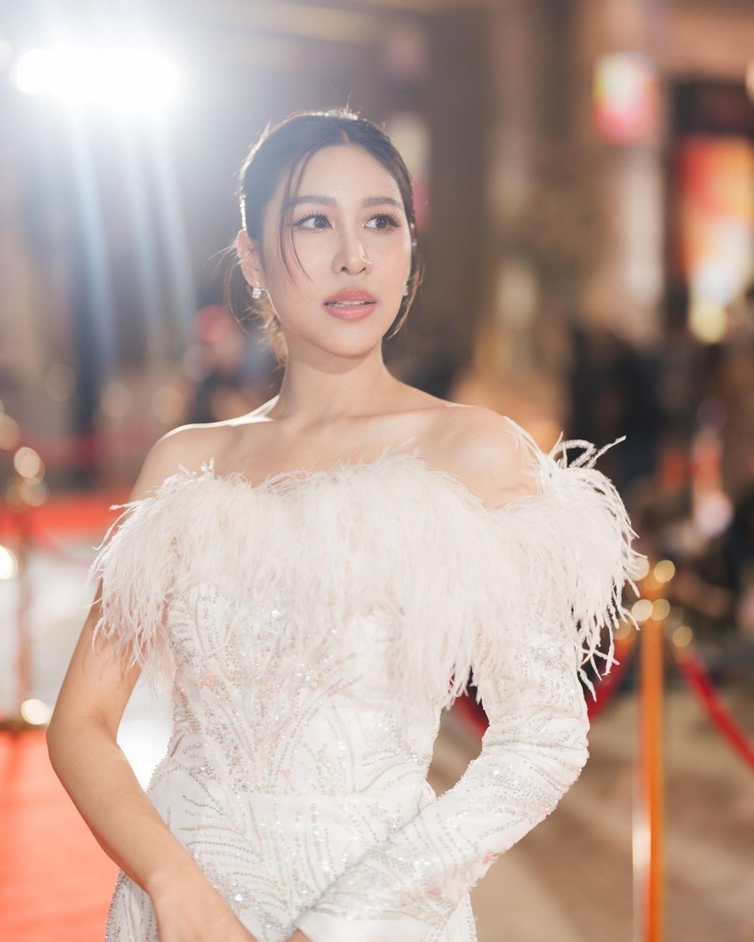 เอม - สาธิดา ปิ่นสินชัย