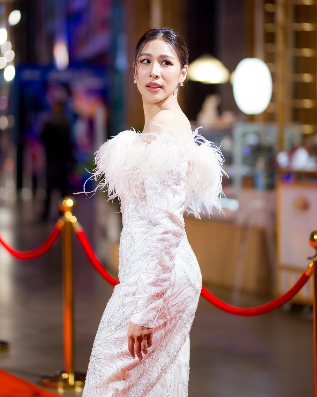 เอม - สาธิดา ปิ่นสินชัย
