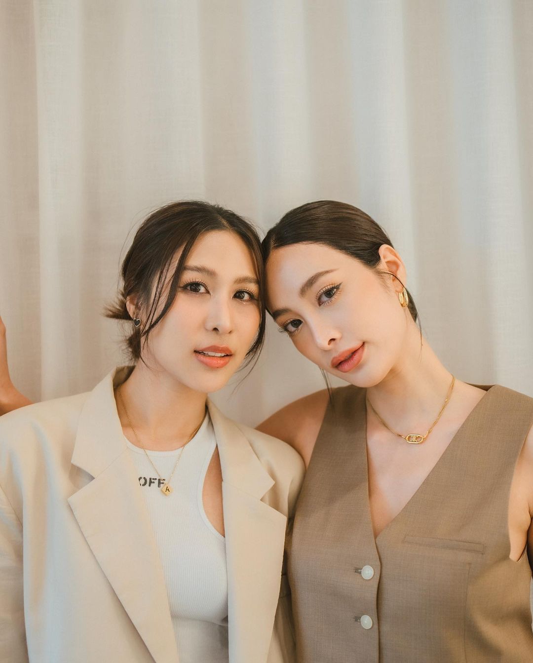 เอม - สาธิดา ปิ่นสินชัย