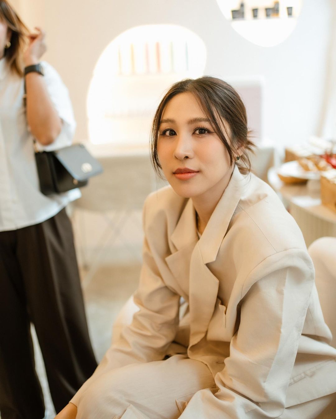 เอม - สาธิดา ปิ่นสินชัย