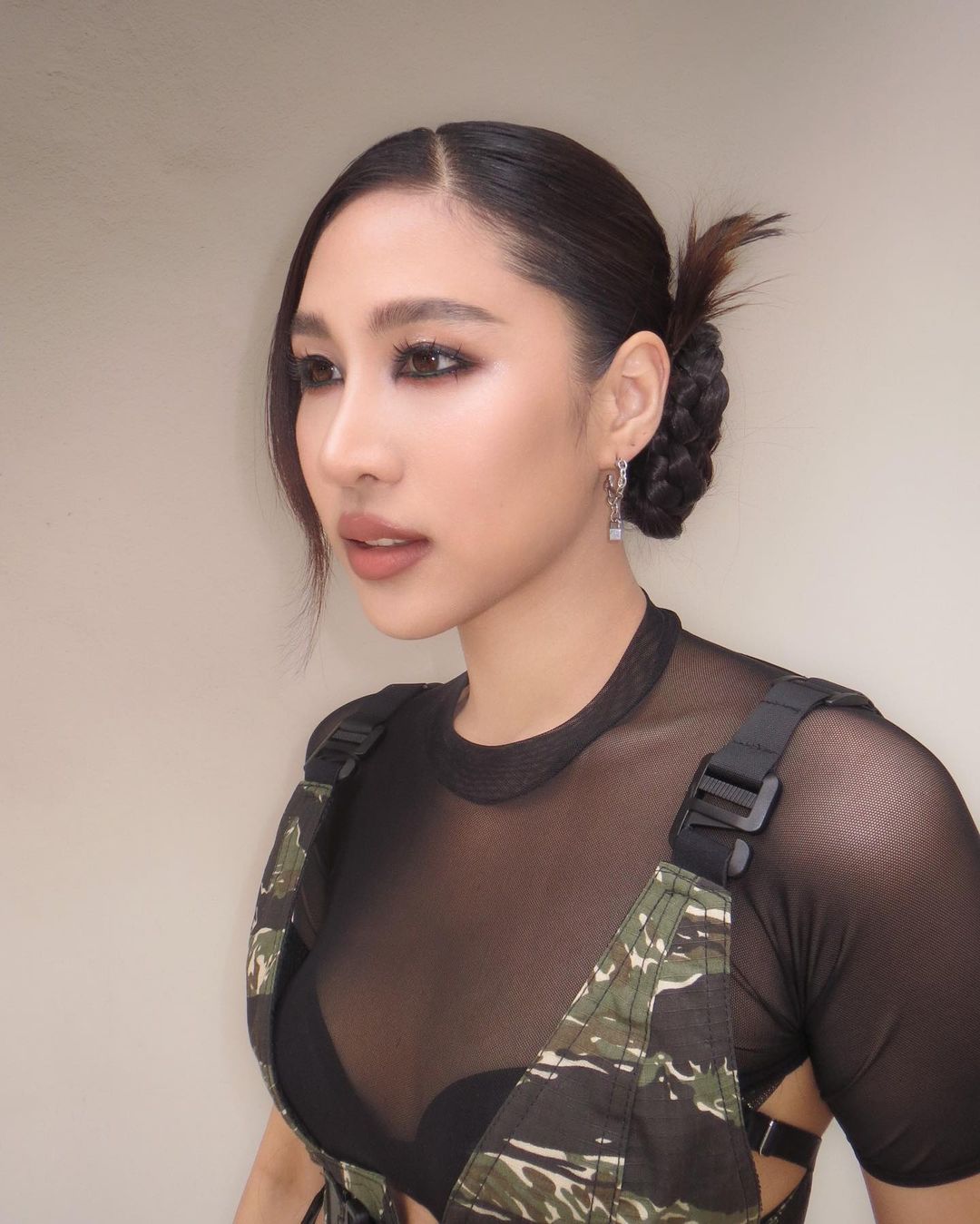 เอม - สาธิดา ปิ่นสินชัย