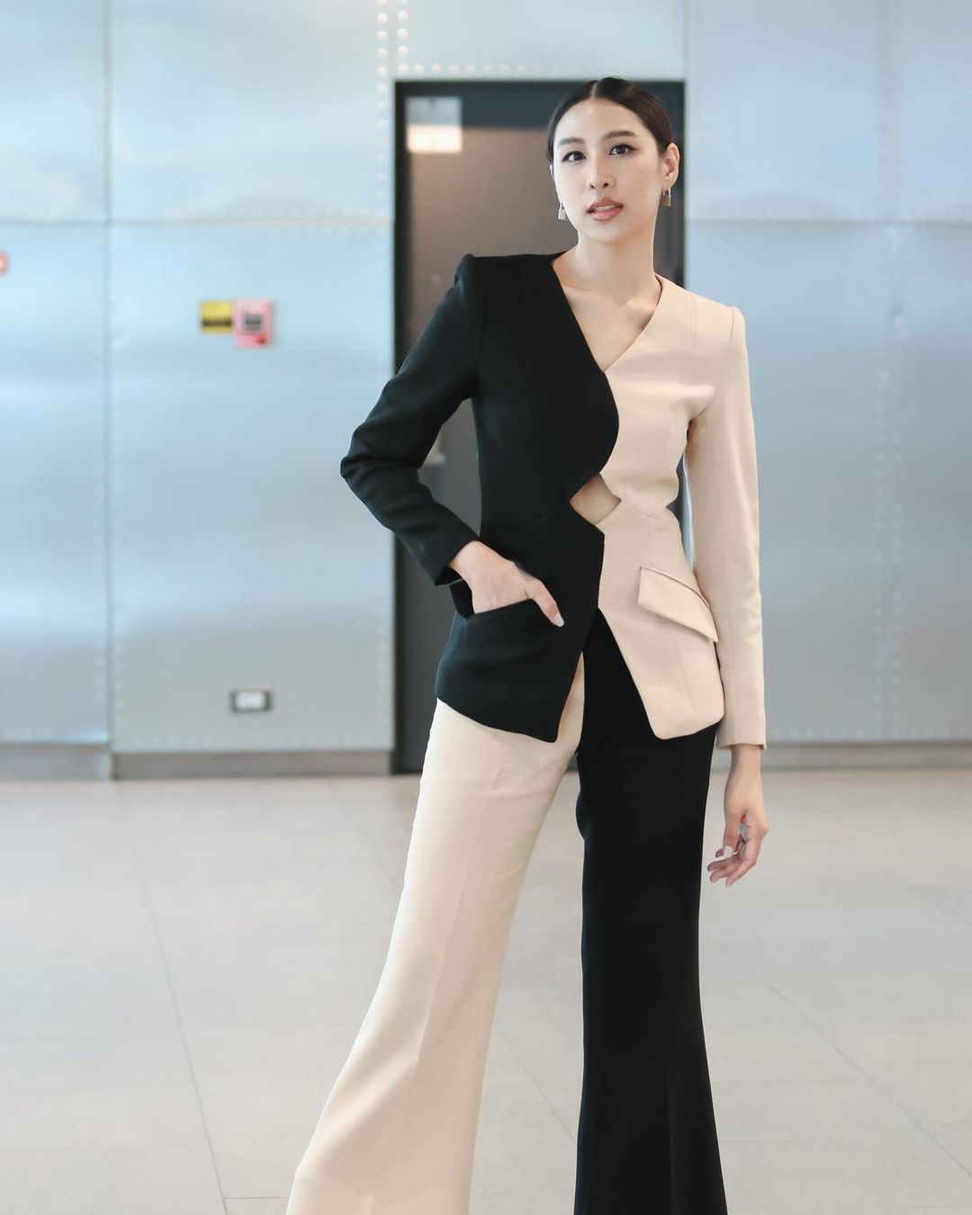 เอม - สาธิดา ปิ่นสินชัย