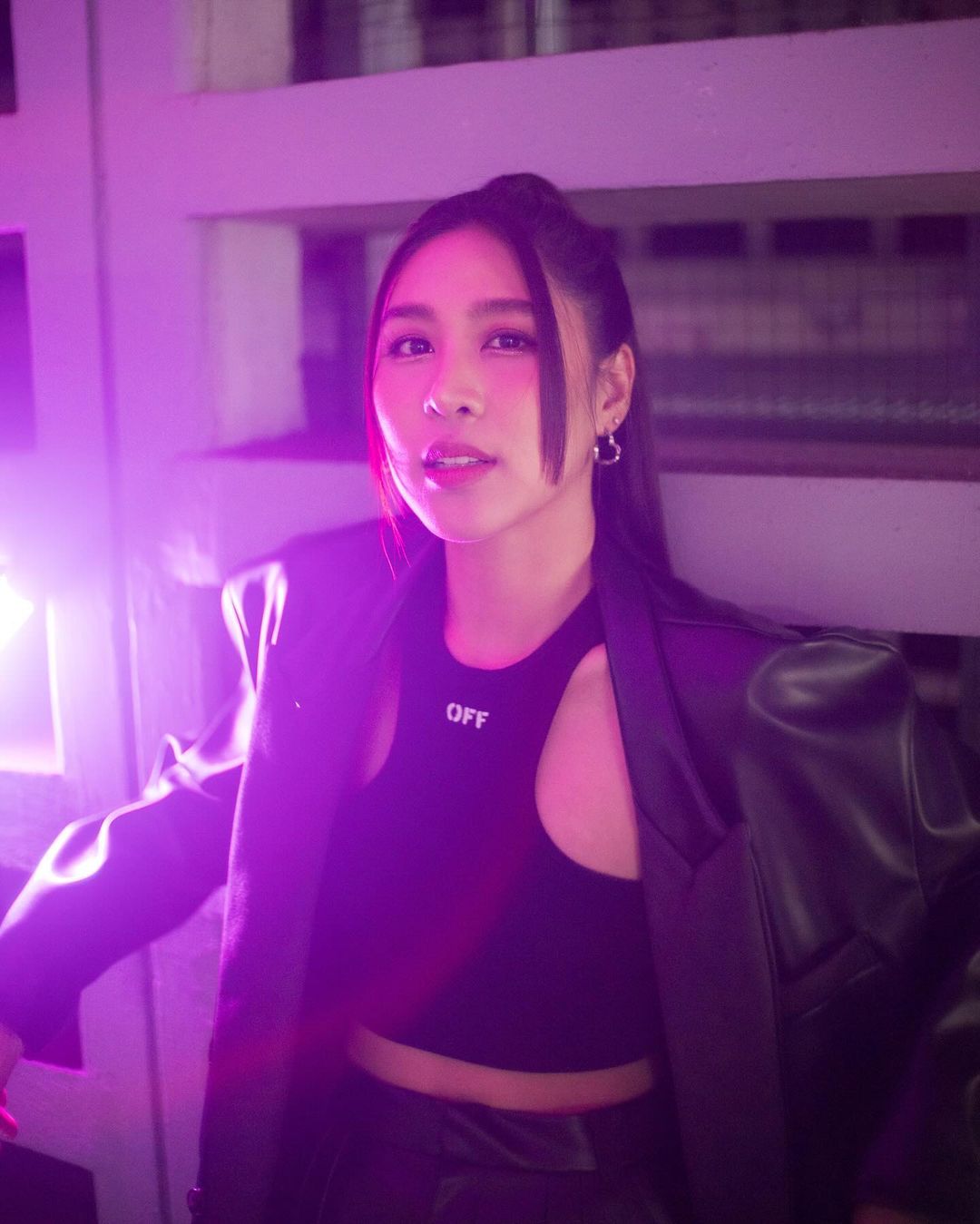 เอม - สาธิดา ปิ่นสินชัย