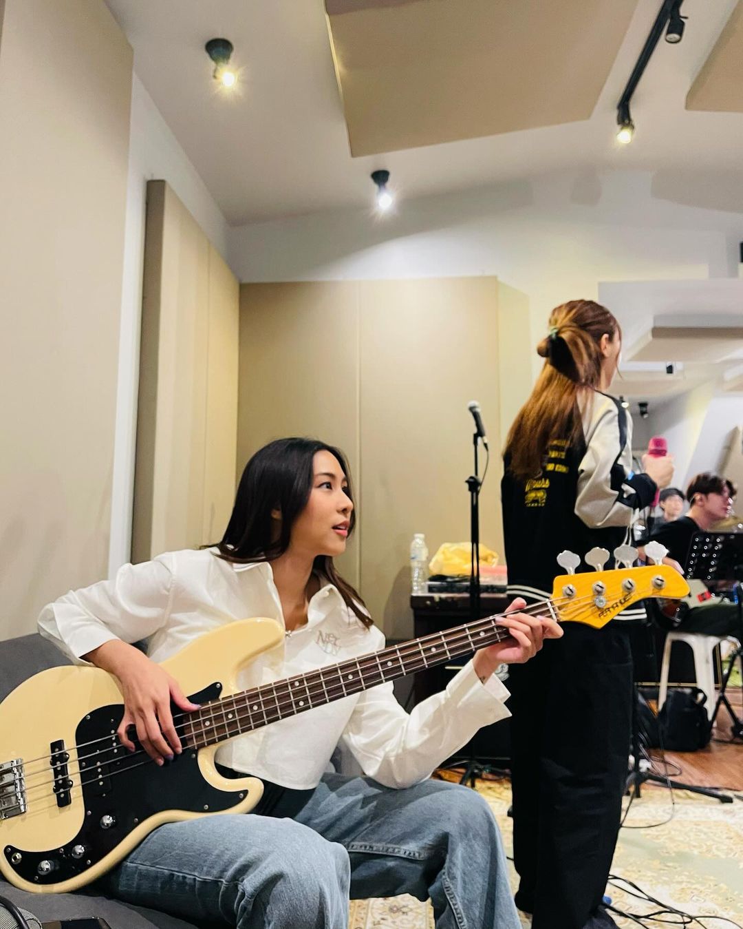 เอม - สาธิดา ปิ่นสินชัย