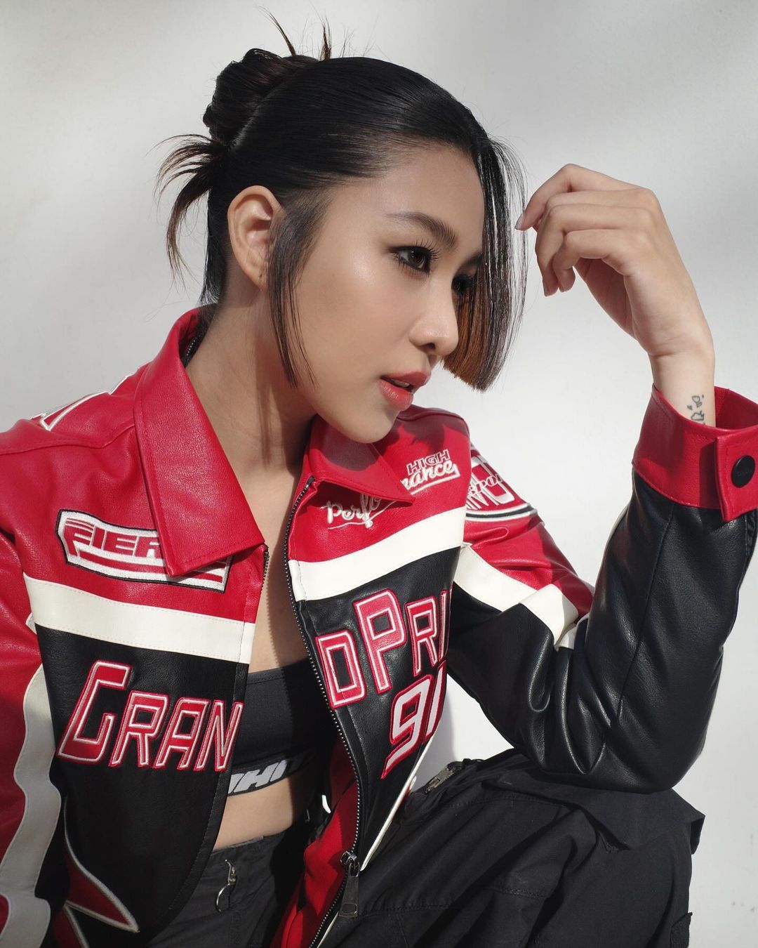 เอม - สาธิดา ปิ่นสินชัย