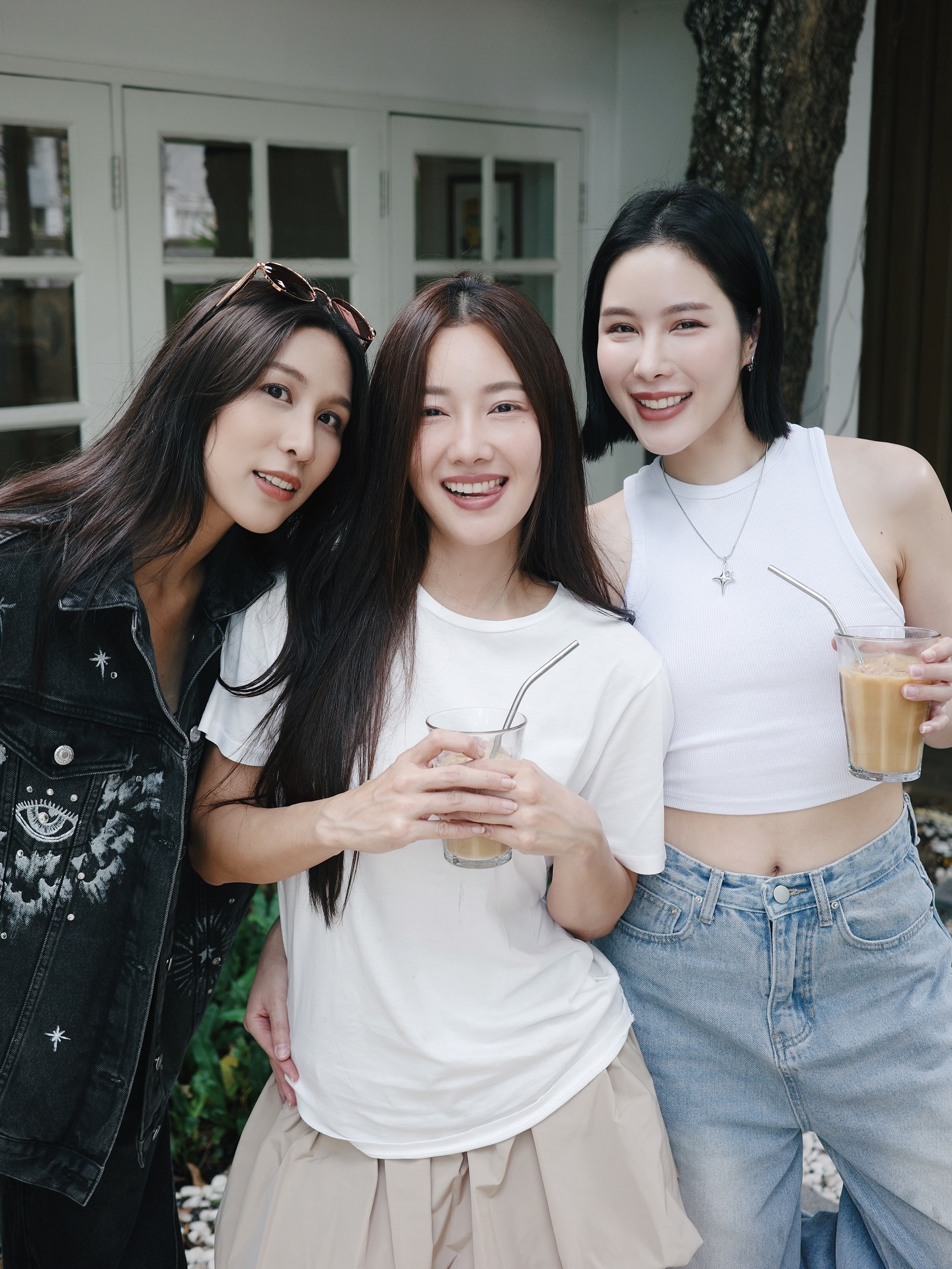 เอม - สาธิดา ปิ่นสินชัย
