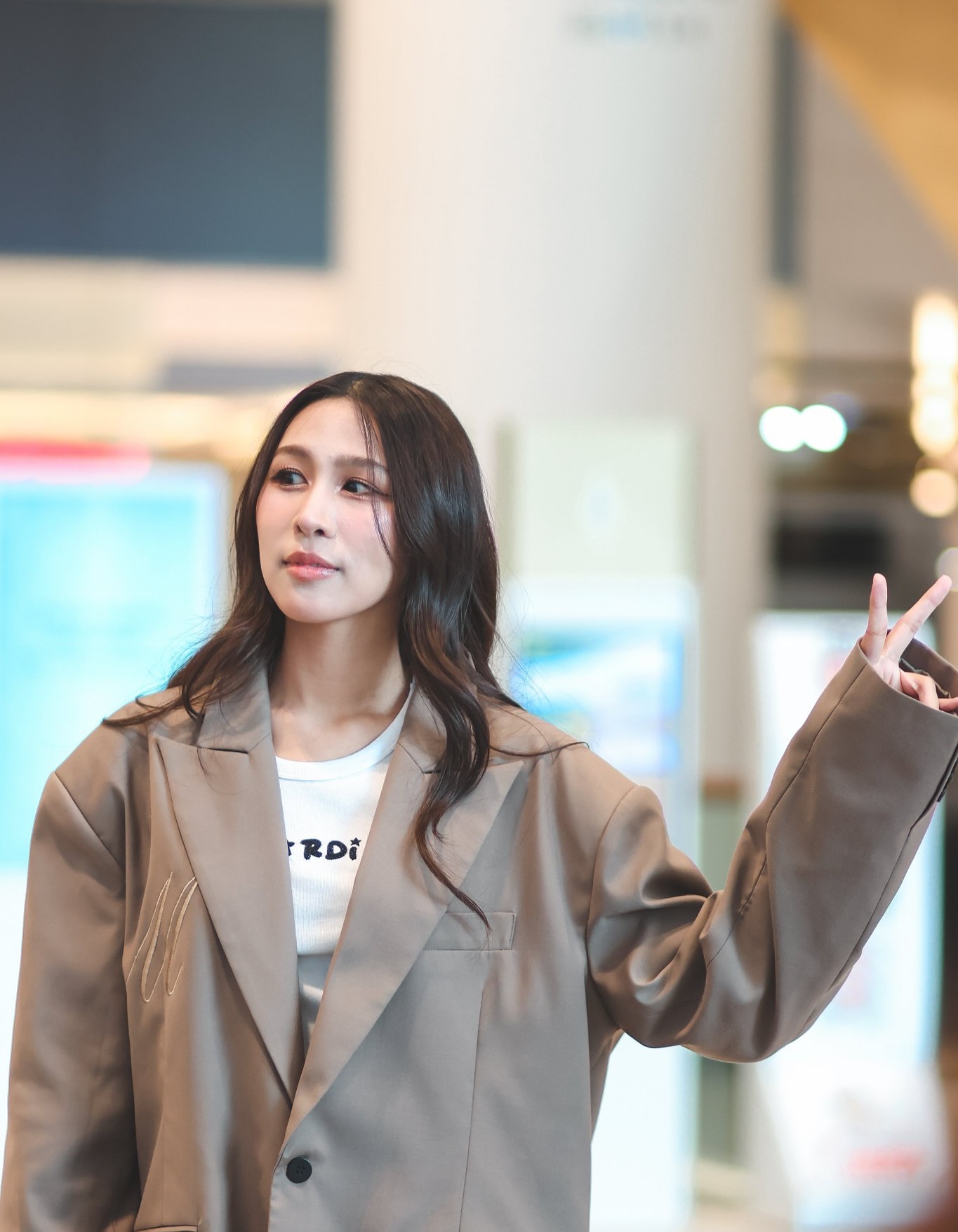 เอม - สาธิดา ปิ่นสินชัย