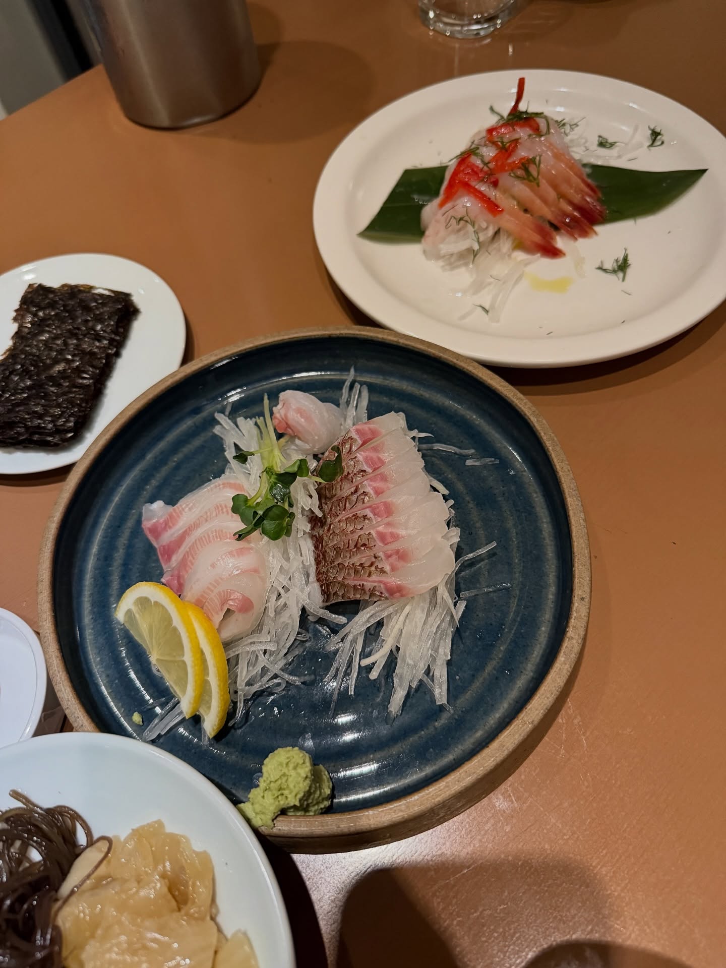 เอม - สาธิดา ปิ่นสินชัย