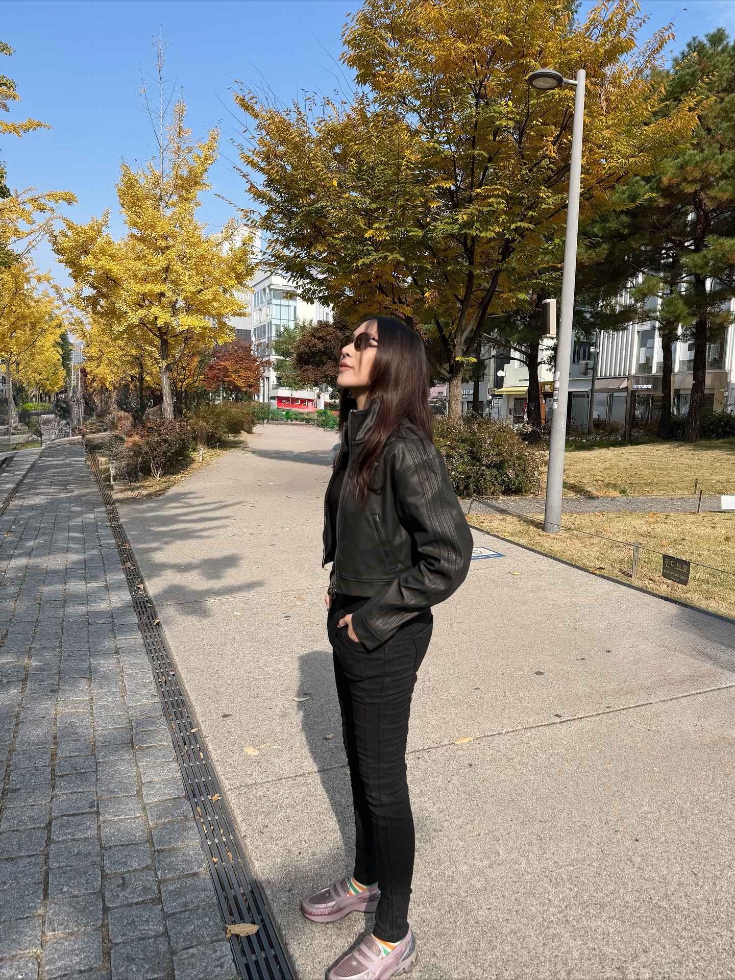 เอม - สาธิดา ปิ่นสินชัย