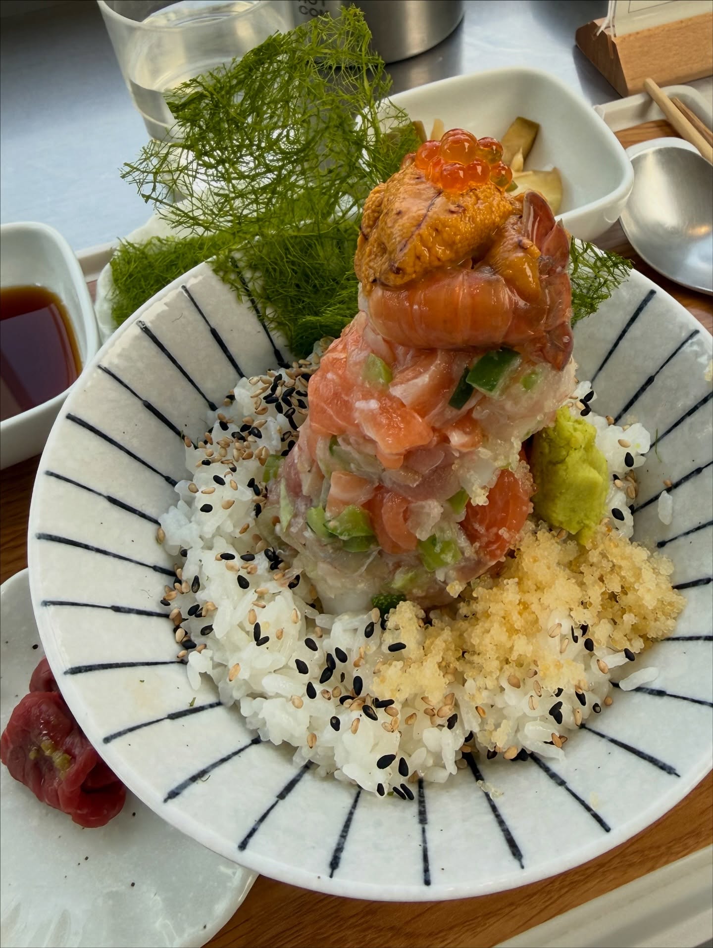 เอม - สาธิดา ปิ่นสินชัย