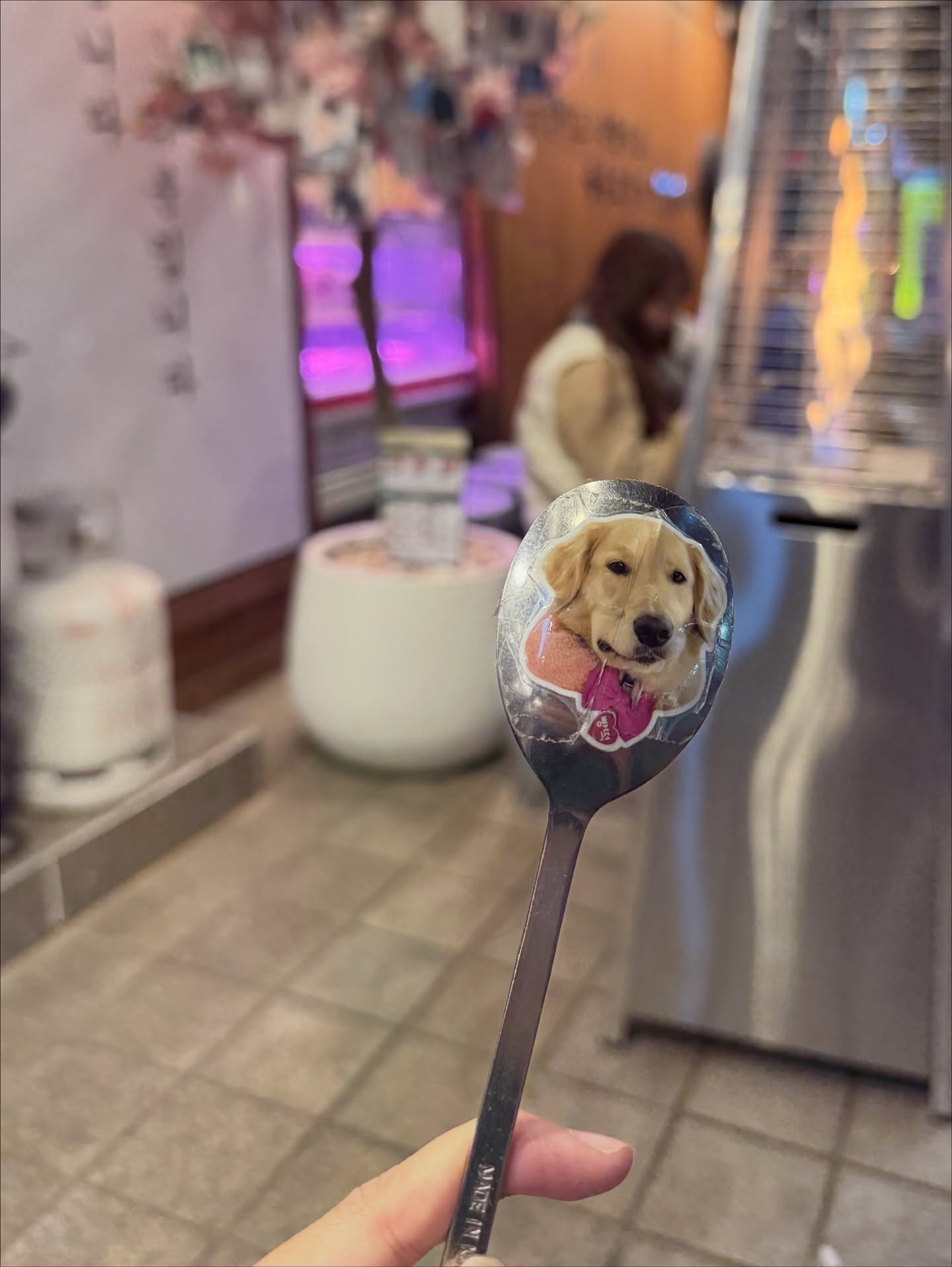 เอม - สาธิดา ปิ่นสินชัย