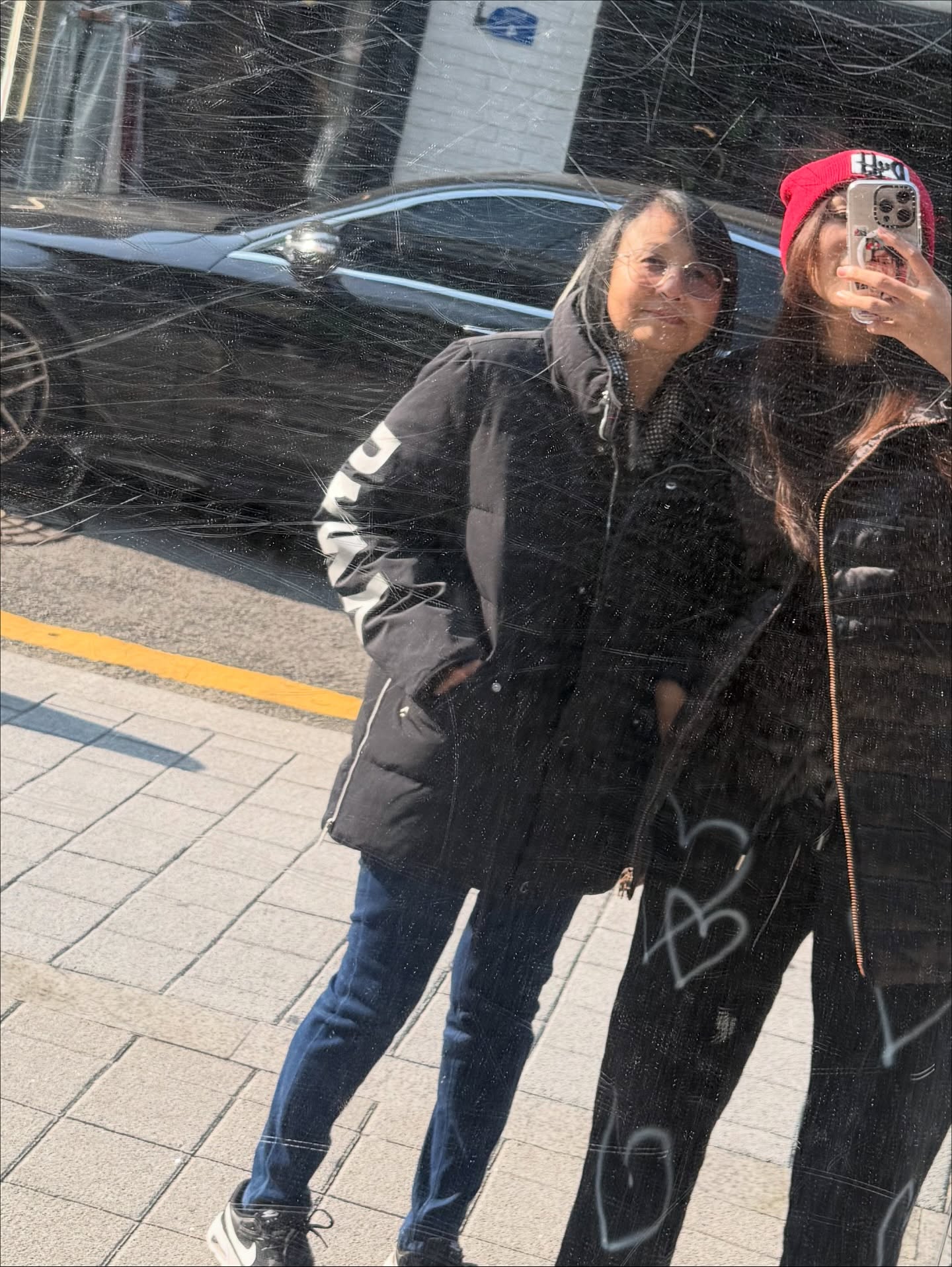 เอม - สาธิดา ปิ่นสินชัย