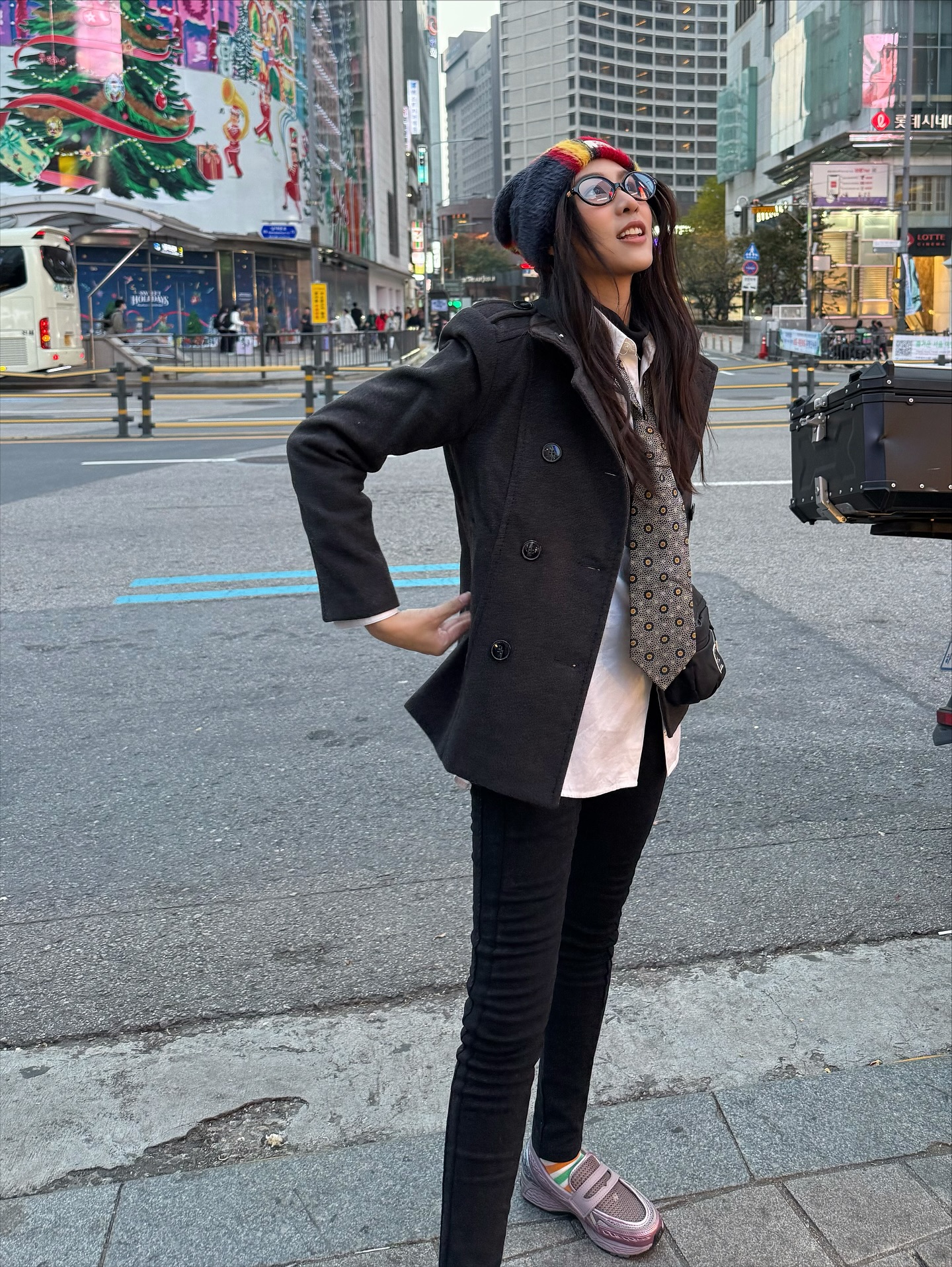 เอม - สาธิดา ปิ่นสินชัย