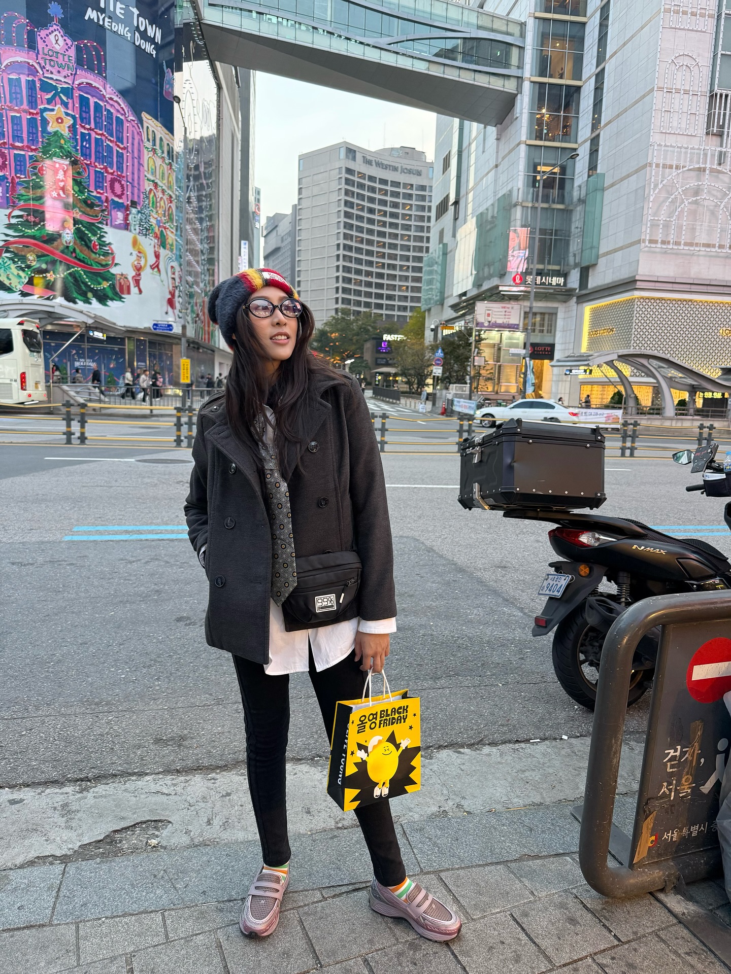 เอม - สาธิดา ปิ่นสินชัย